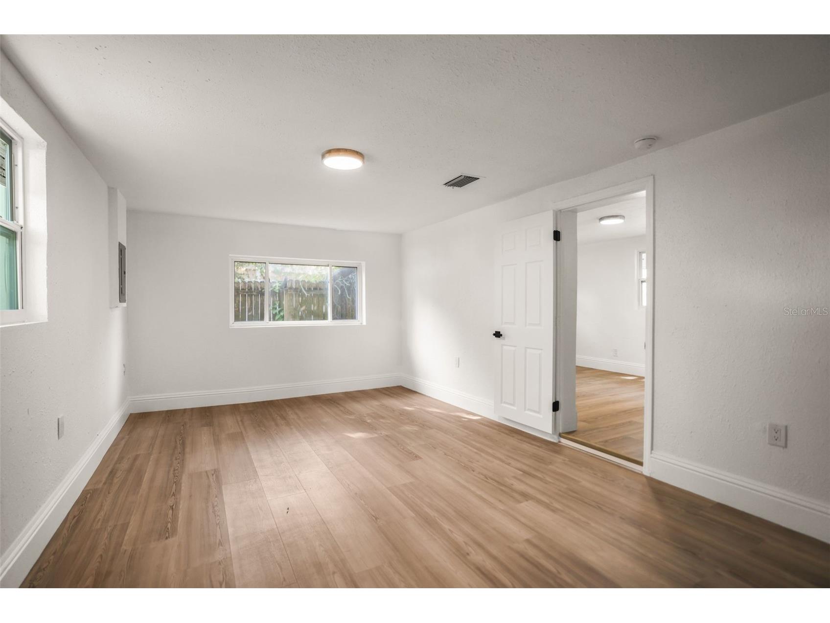 1520 20th Avenue N Saint Petersburg FL 33704 TB8457646 image41