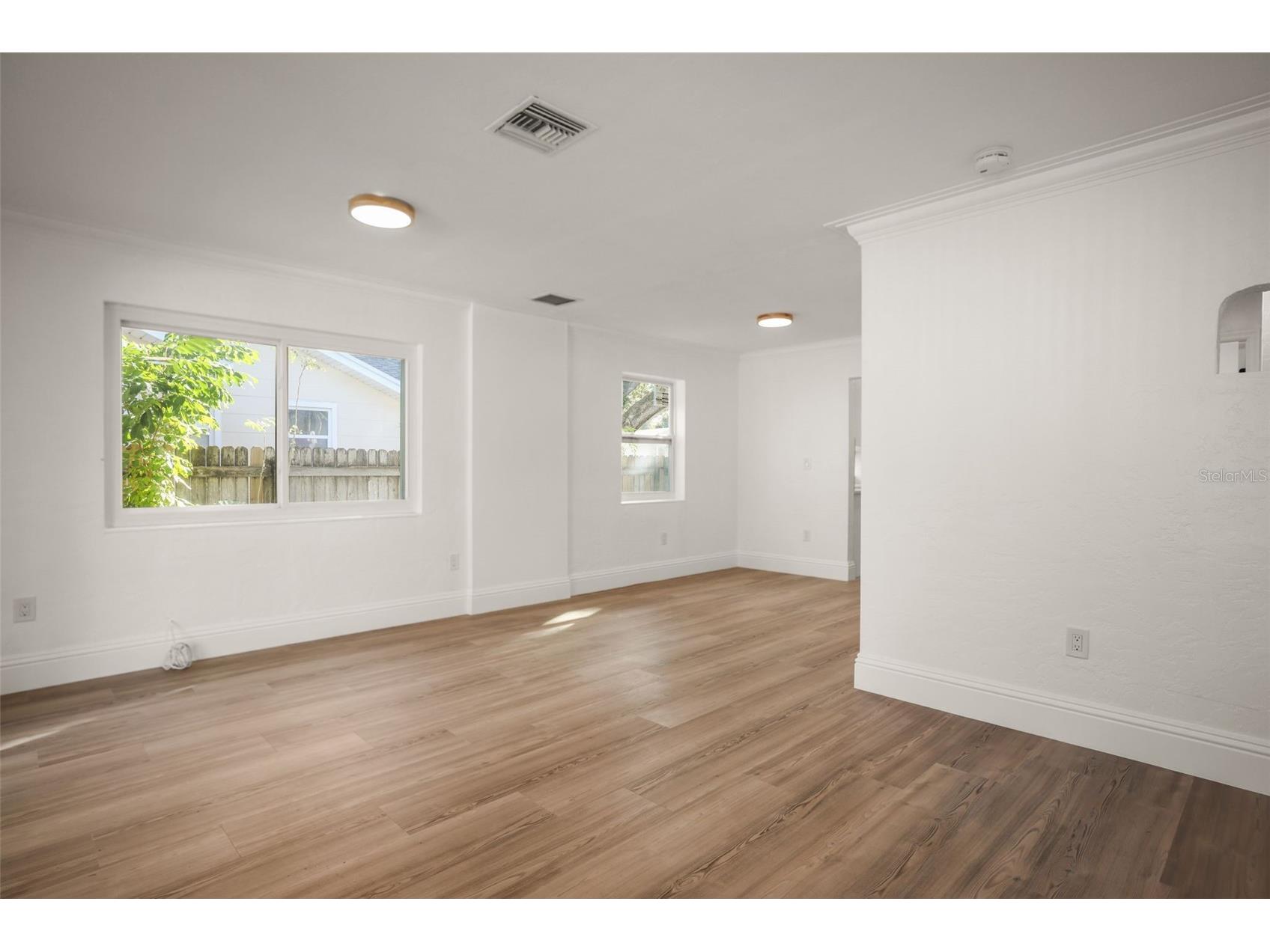 1520 20th Avenue N Saint Petersburg FL 33704 TB8457646 image7