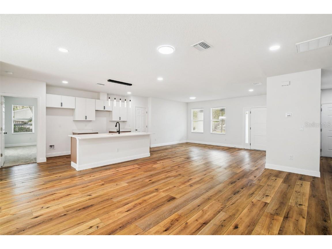 1520 Alameda Spring Hill FL 34609 TB8326261 image14