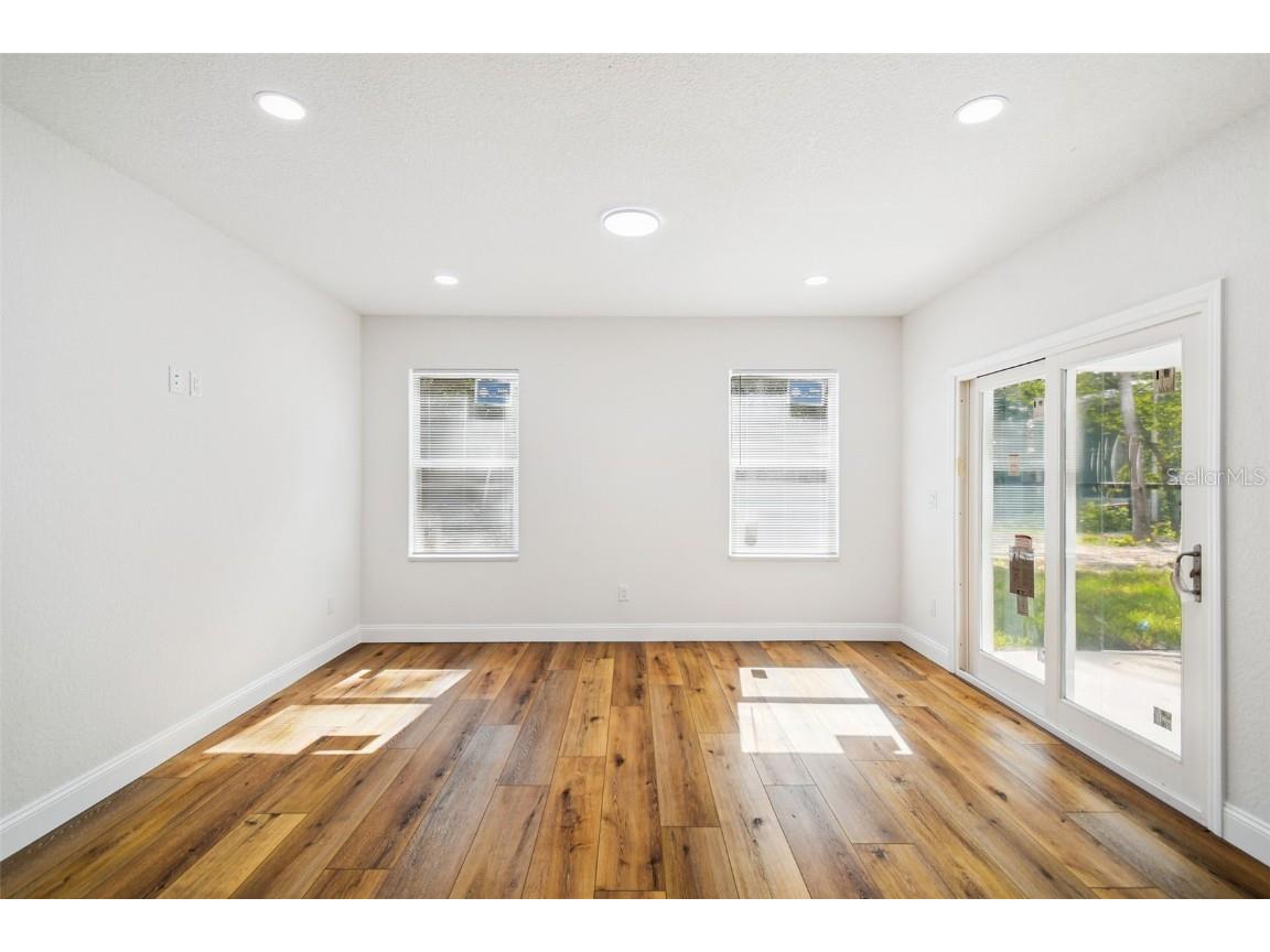 1520 Alameda Spring Hill FL 34609 TB8326261 image16