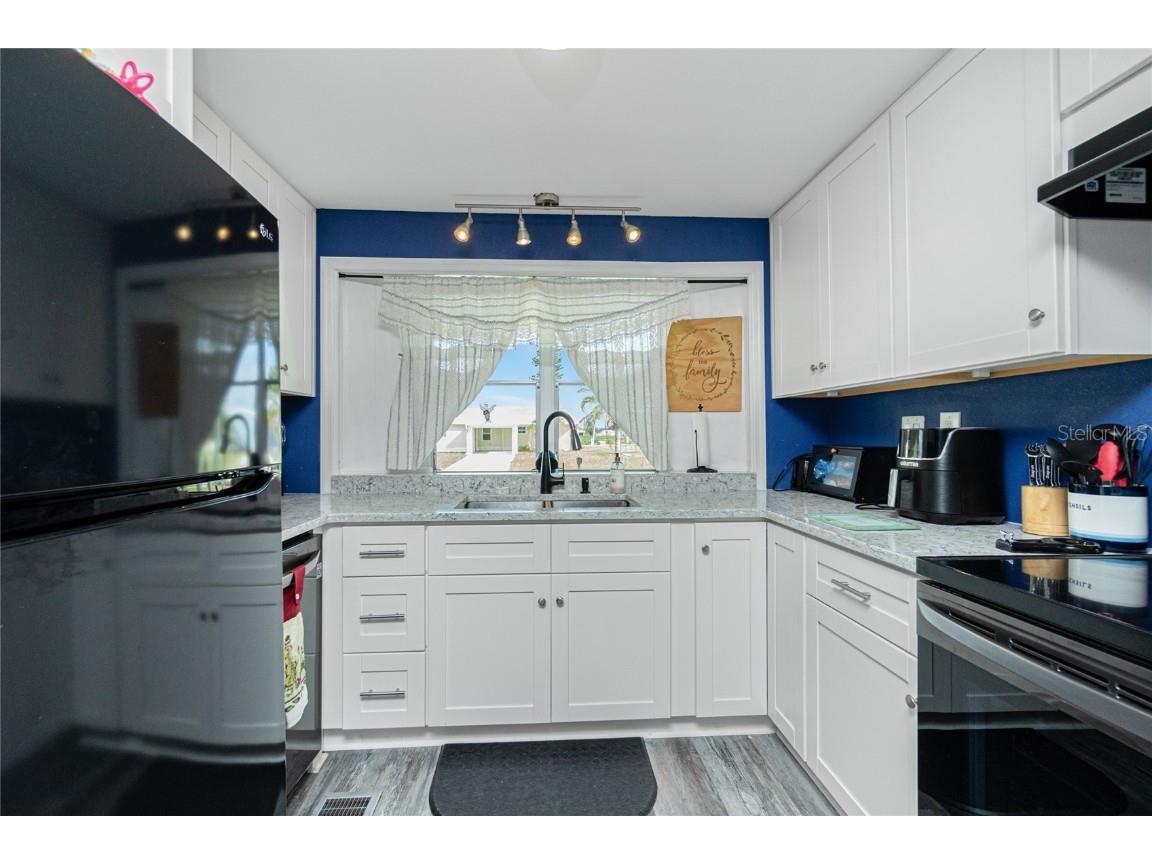 1520 Blue Heron Drive Englewood FL 34224 C7500560 image4