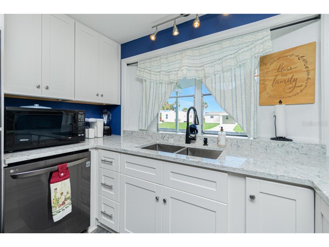 1520 Blue Heron Drive Englewood FL 34224 C7500560 image5