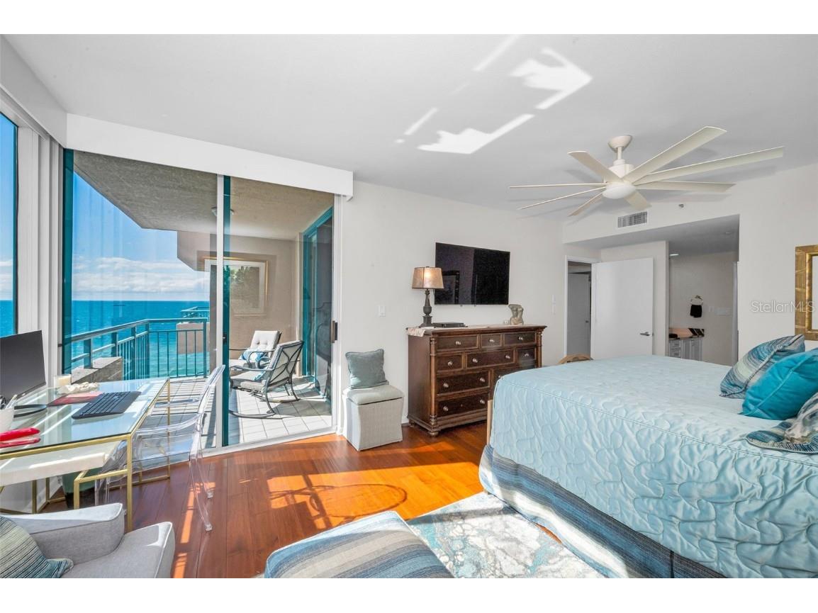 1520 Gulf Boulevard #1101 Clearwater Beach FL 33767 - GULF OF MEXICO TB8441634 image60