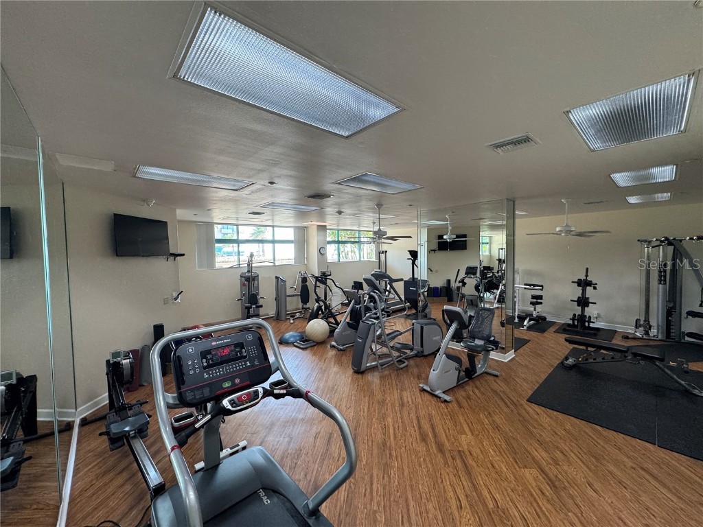 1520 Gulf Boulevard #1104 Clearwater Beach FL 33767 TB8421206 image16