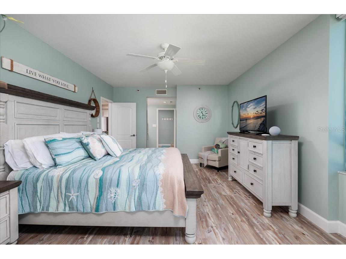1520 Gulf Boulevard #1404 Clearwater Beach FL 33767 - GULF OF AMERIDA TB8450315 image25