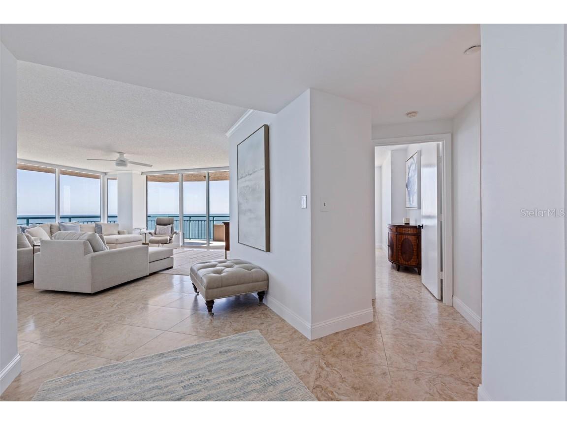 1520 Gulf Boulevard #1502 Clearwater Beach FL 33767 TB8434665 image4