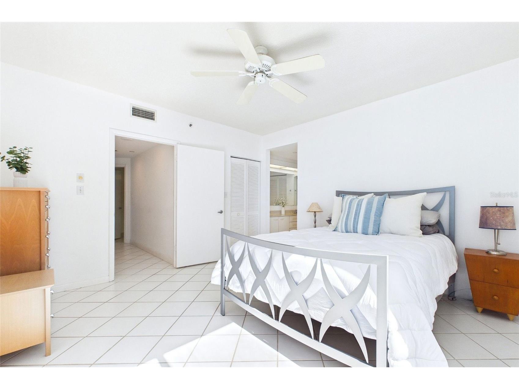 1520 Gulf Boulevard #505 Clearwater Beach FL 33767 - THE GULF TB8479128 image11