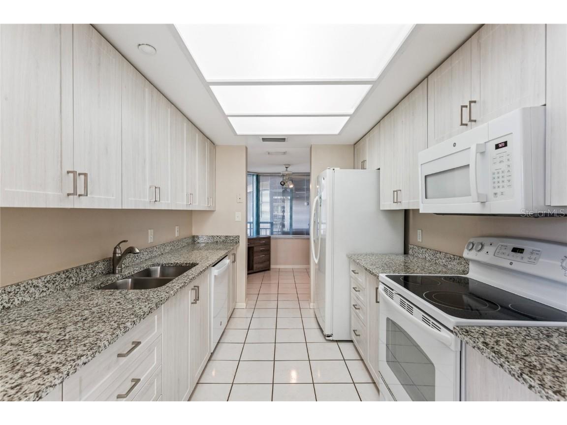 1520 Gulf Boulevard #506 Clearwater Beach FL 33767 TB8397988 image7