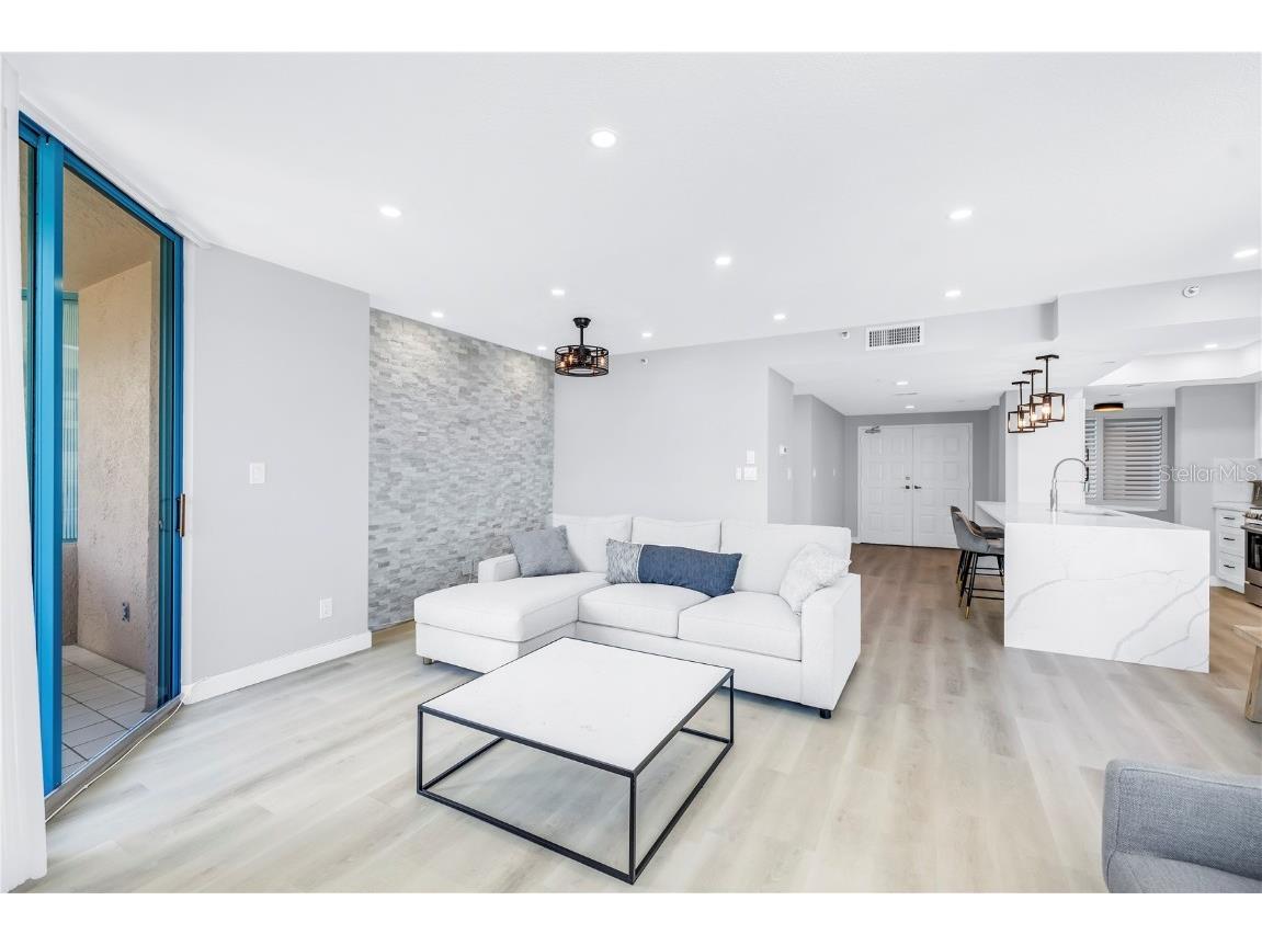 1520 Gulf Boulevard #906 Clearwater Beach FL 33767 TB8418220 image16