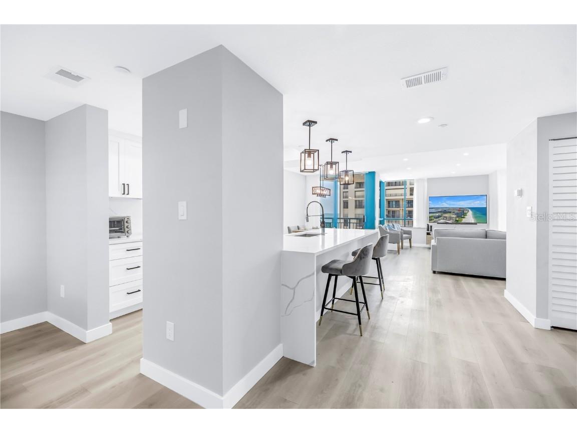 1520 Gulf Boulevard #906 Clearwater Beach FL 33767 TB8418220 image5