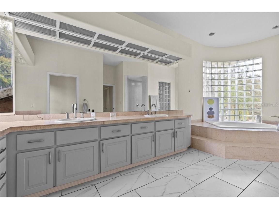 1520 Jade Lane Tarpon Springs FL 34689 TB8440164 image25