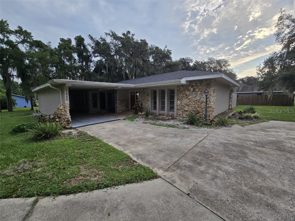1520 Moss Avenue Leesburg FL 34748 U8254135 image1