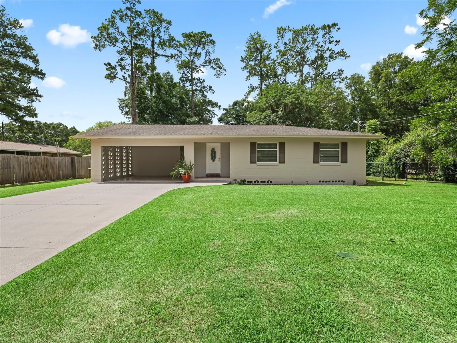 1520 NE 12th Street Ocala FL 34470 OM722738 image1