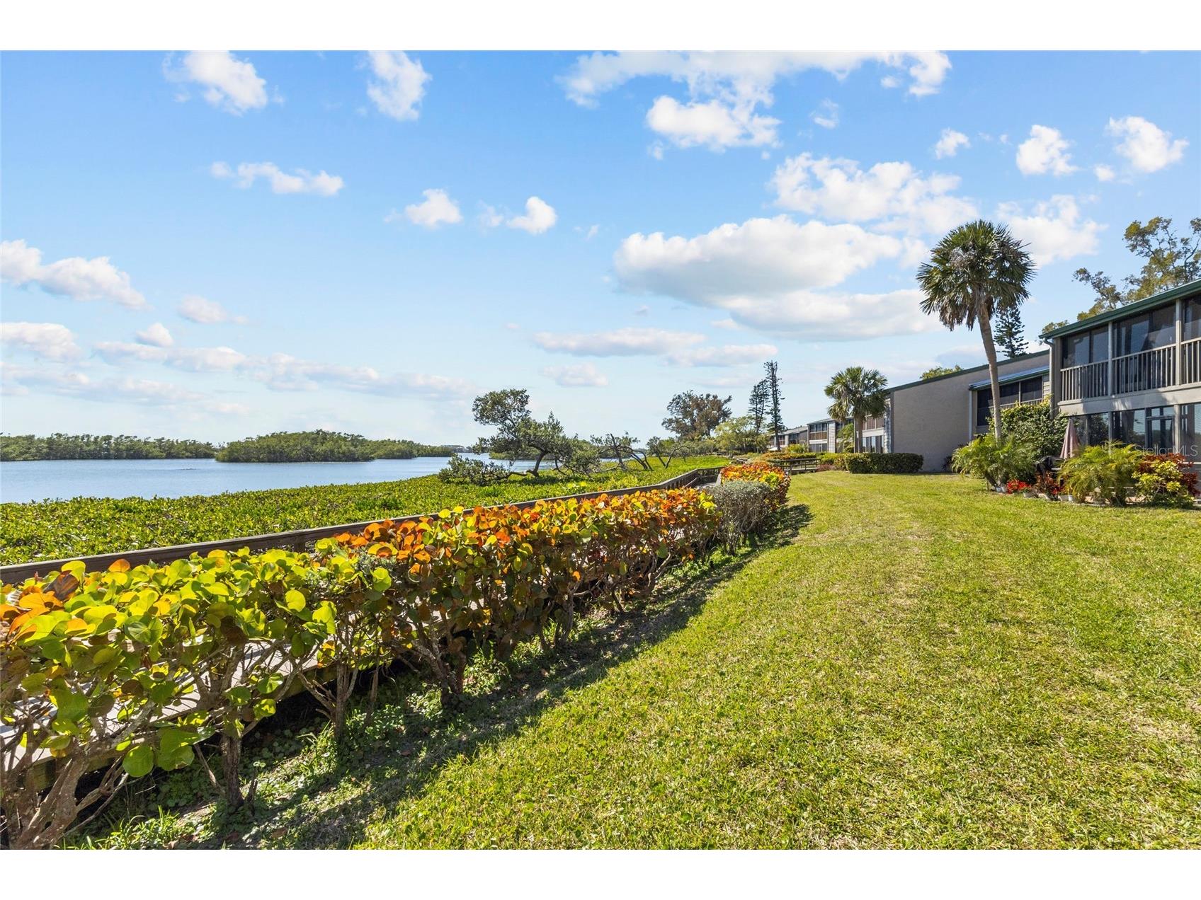 1520 Pelican Point Drive #155 Sarasota FL 34231 - SARASOTA BAY A4687049 image22