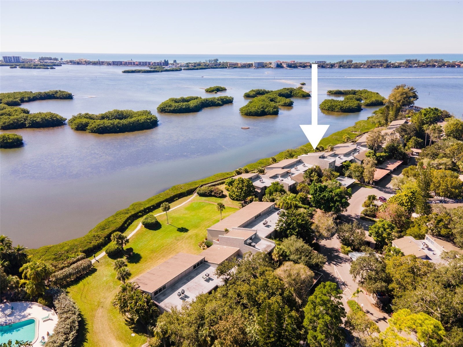 1520 Pelican Point Drive #155 Sarasota FL 34231 - SARASOTA BAY A4687049 image3