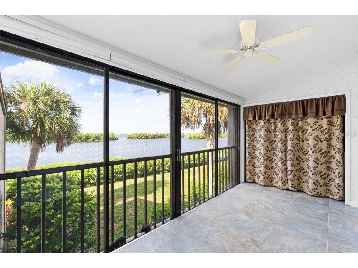 1520 Pelican Point Drive #BA251 Sarasota FL 34231 A4662594 image8