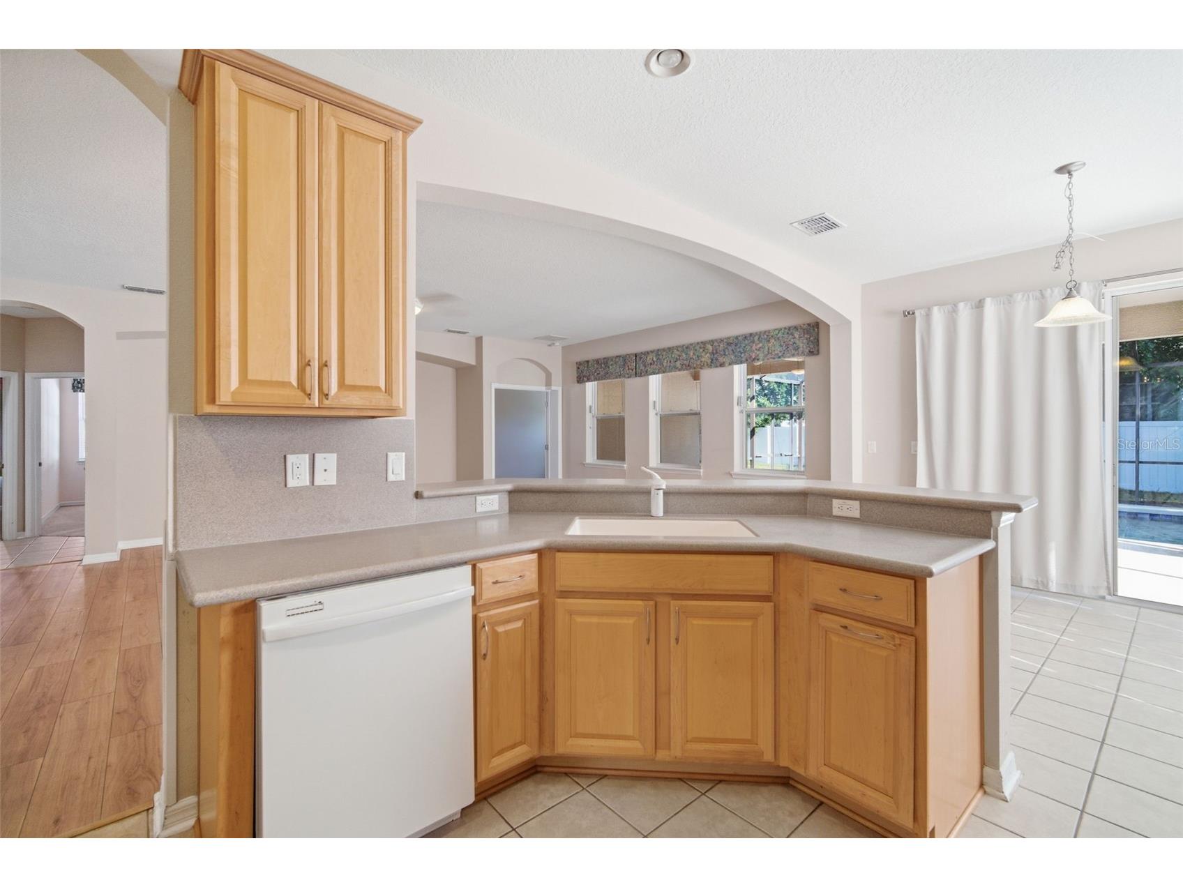 1520 Rhodeswell Lane Dover FL 33527 TB8507588 image14