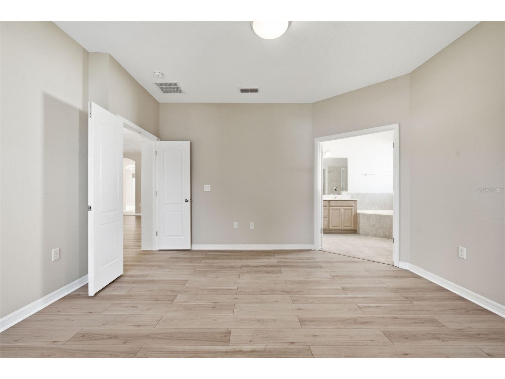 1520 Rhodeswell Lane Dover FL 33527 TB8507588 image27