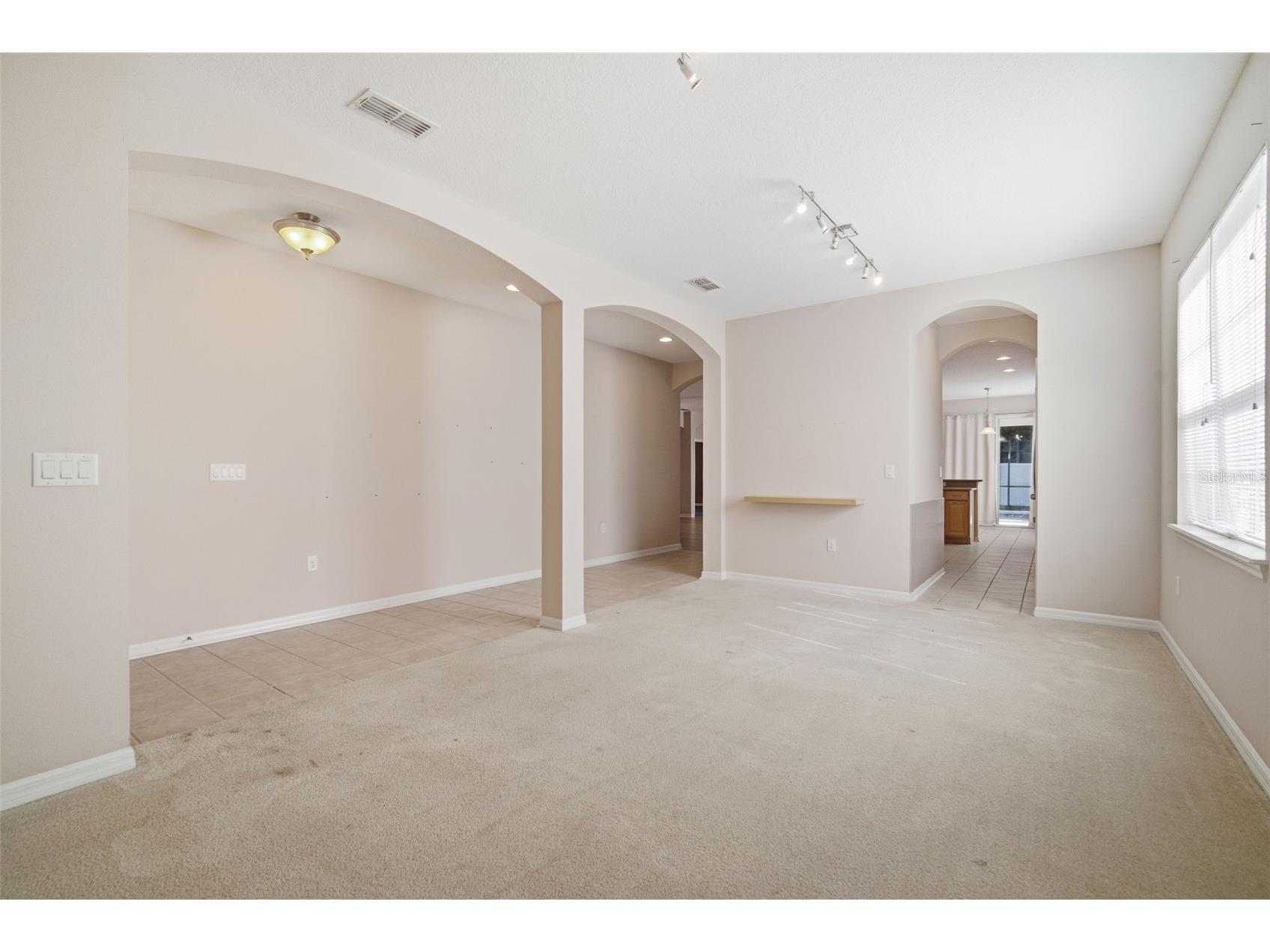 1520 Rhodeswell Lane Dover FL 33527 TB8507588 image4