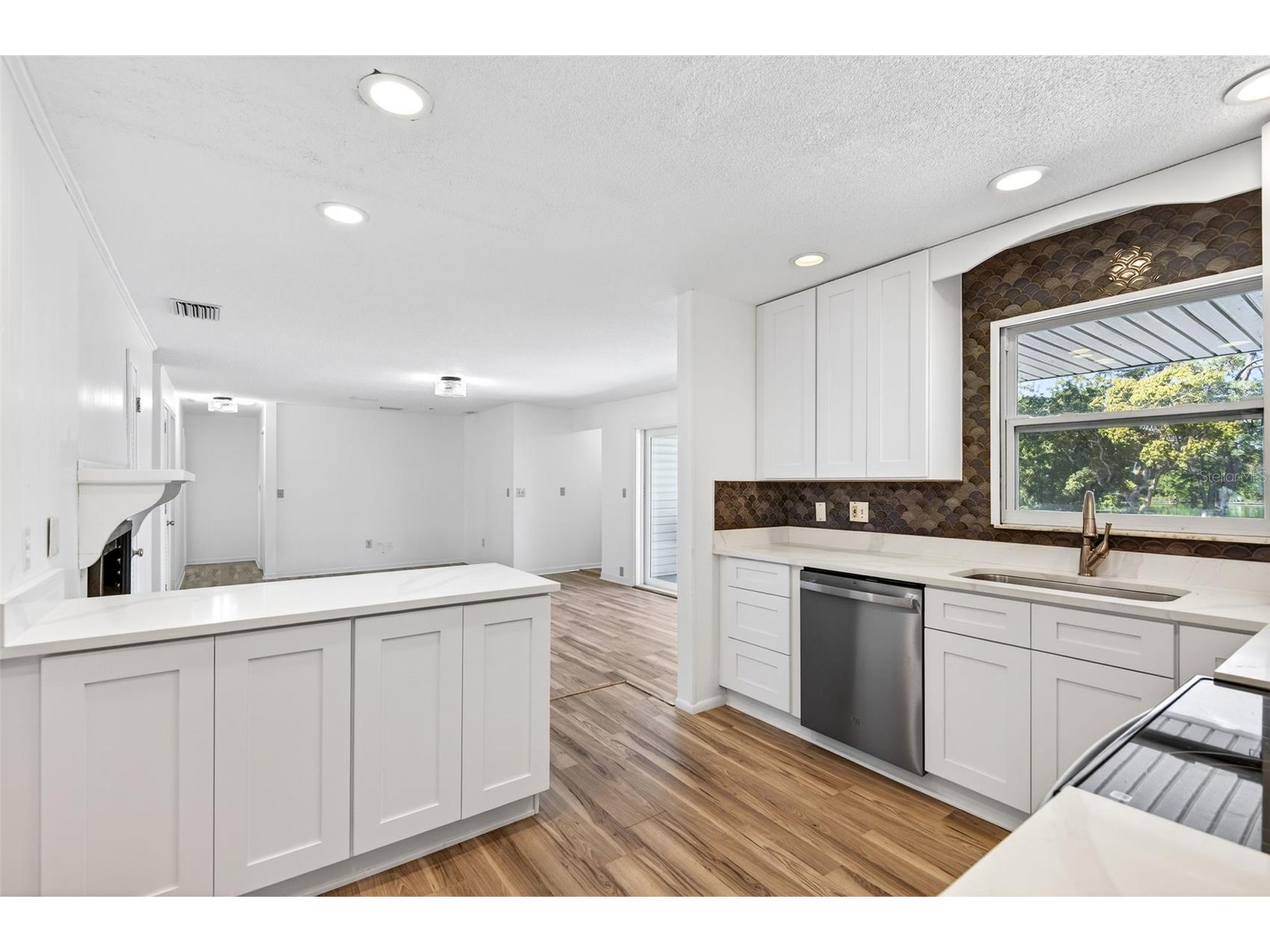 1520 S Keene Road Clearwater FL 33756 TB8492074 image18