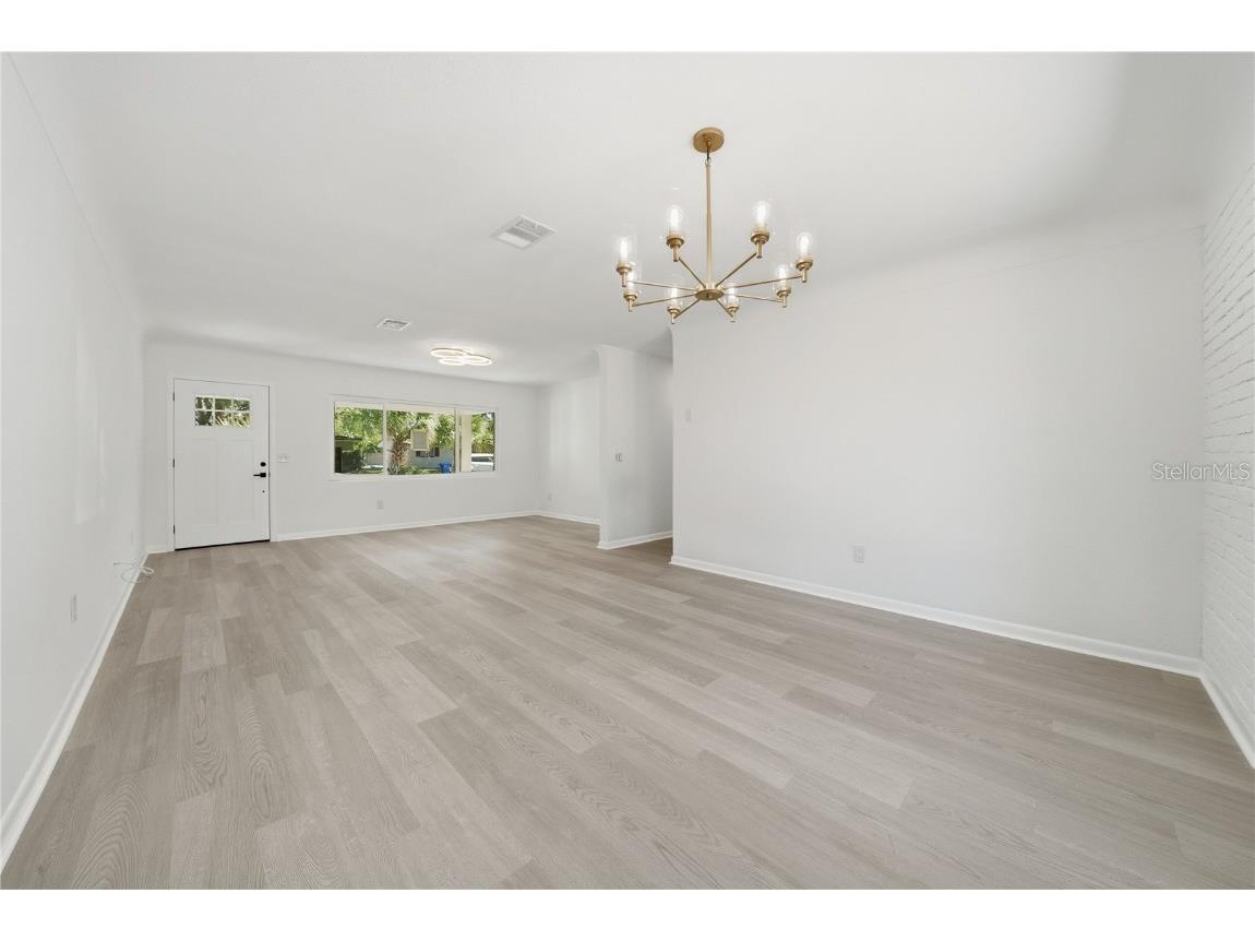 1520 San Helen Drive Dunedin FL 34698 TB8419263 image8