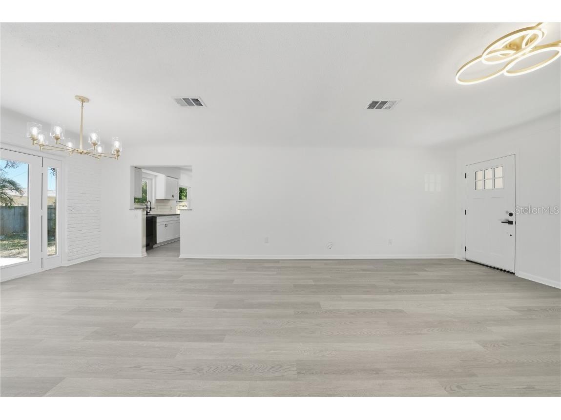 1520 San Helen Drive Dunedin FL 34698 TB8419263 image9