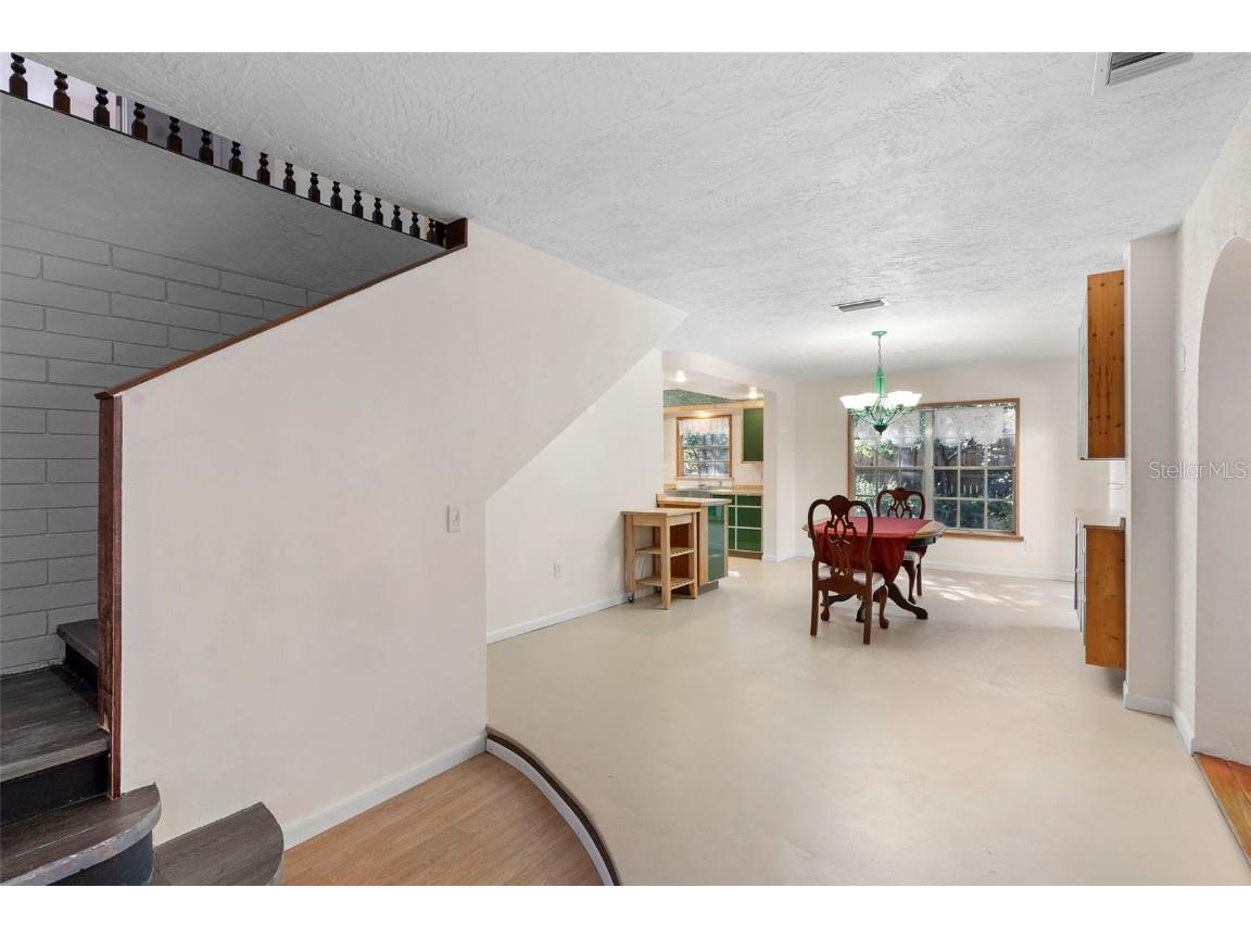 1520 W Beresford Avenue Deland FL 32720 V4945747 image6