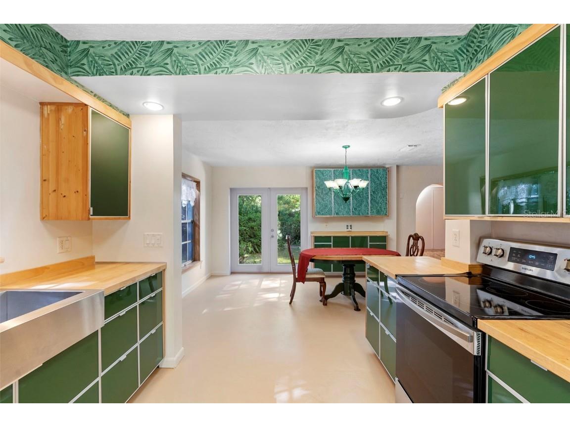 1520 W Beresford Avenue Deland FL 32720 V4945747 image8