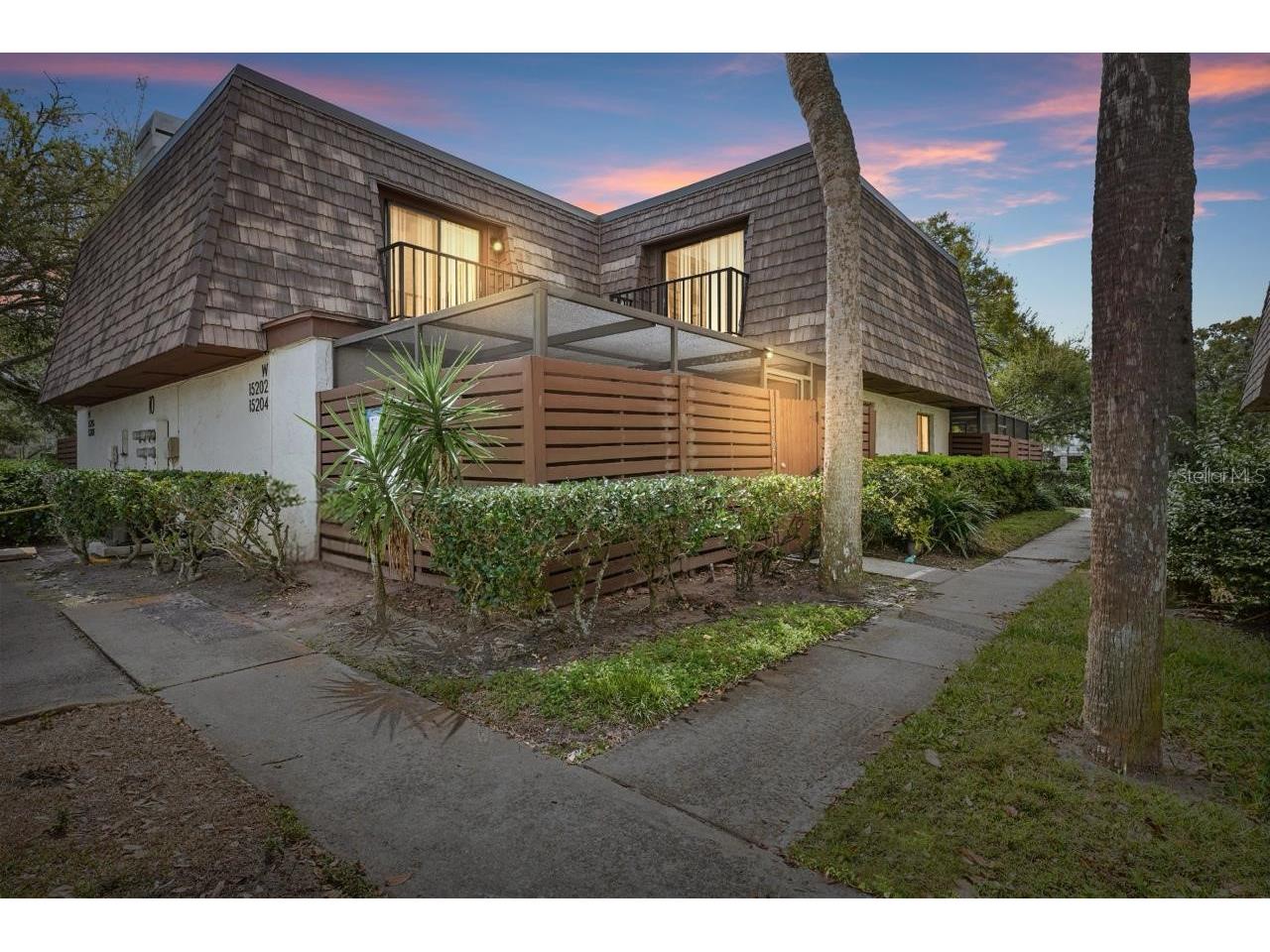 15202 W Pond Woods Drive Tampa FL 33618 TB8481621 image1
