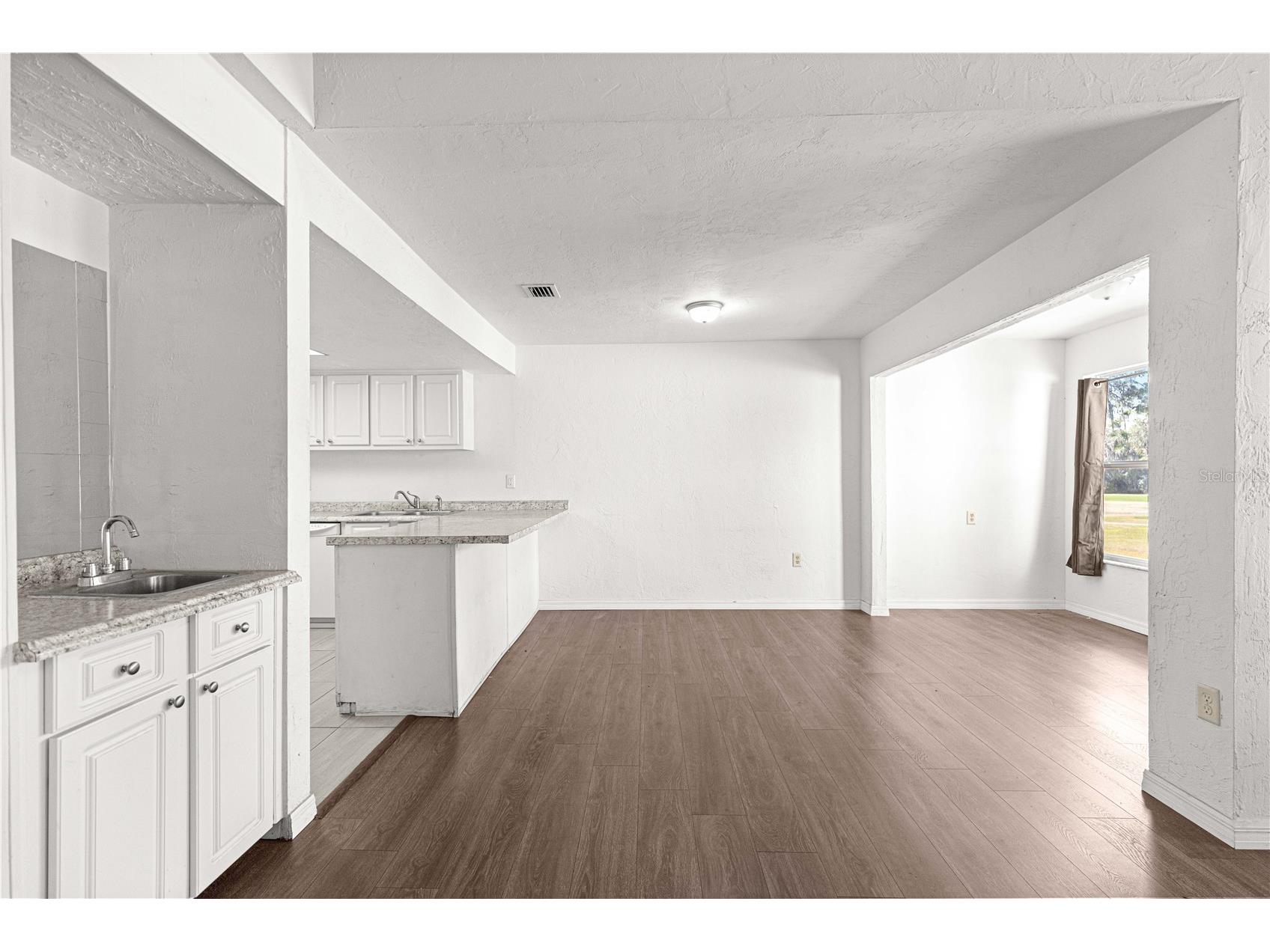 15203 Sandalwood Drive #203 Wildwood FL 34785 OM719737 image14