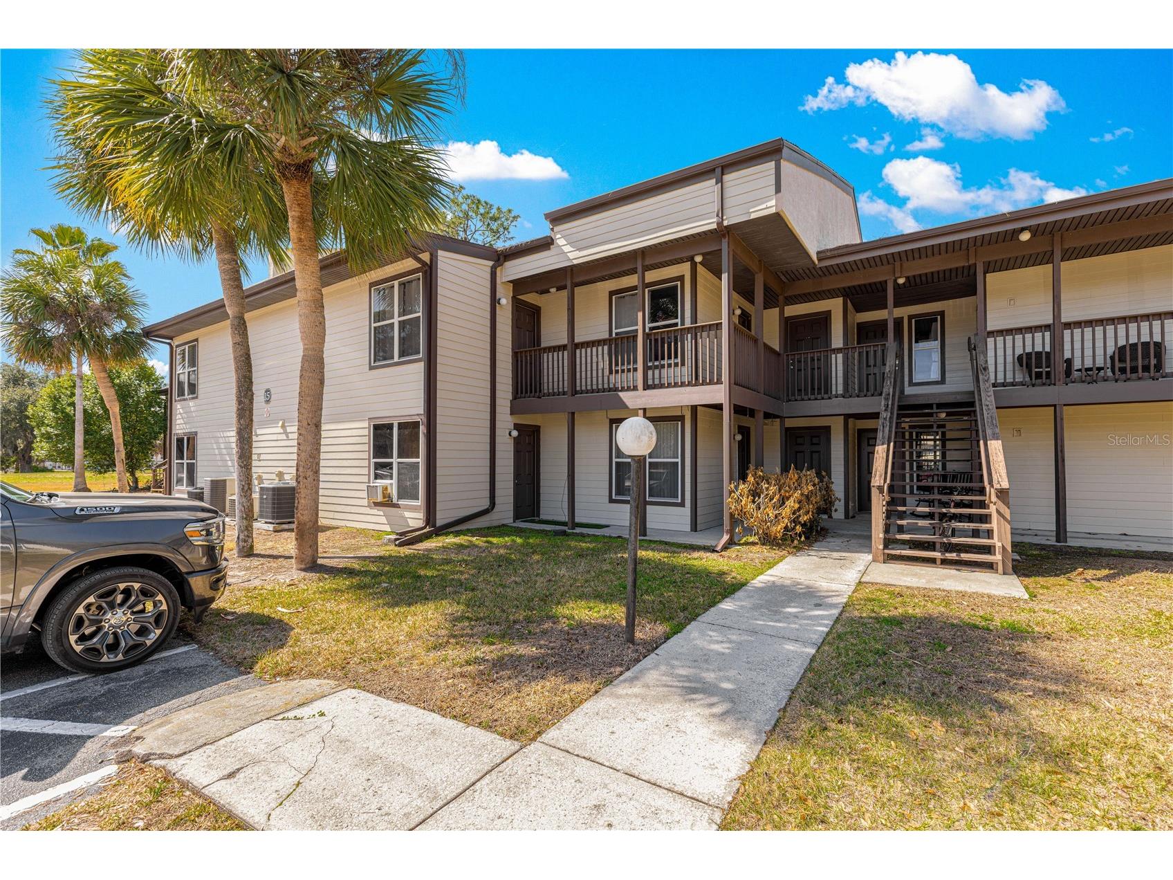 15203 Sandalwood Drive #203 Wildwood FL 34785 OM719737 image2