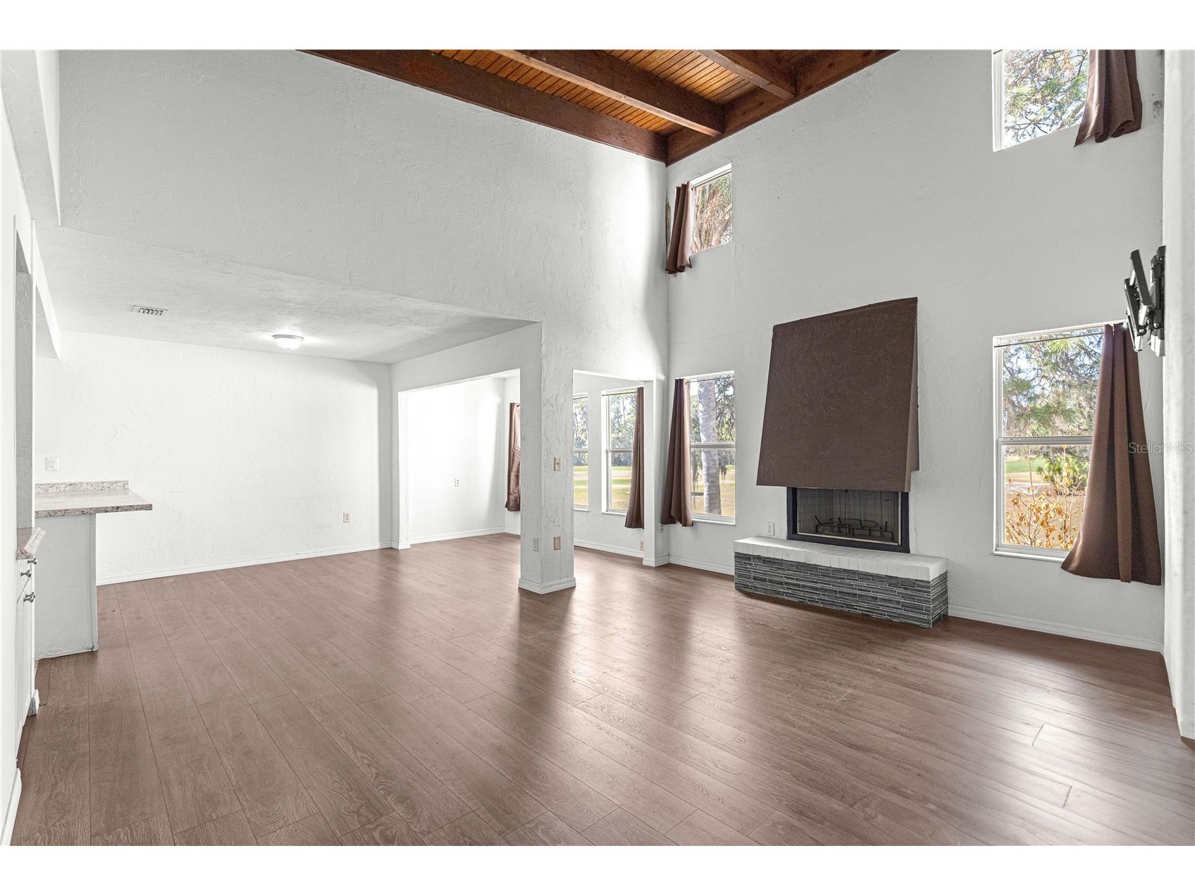15203 Sandalwood Drive #203 Wildwood FL 34785 OM719737 image8