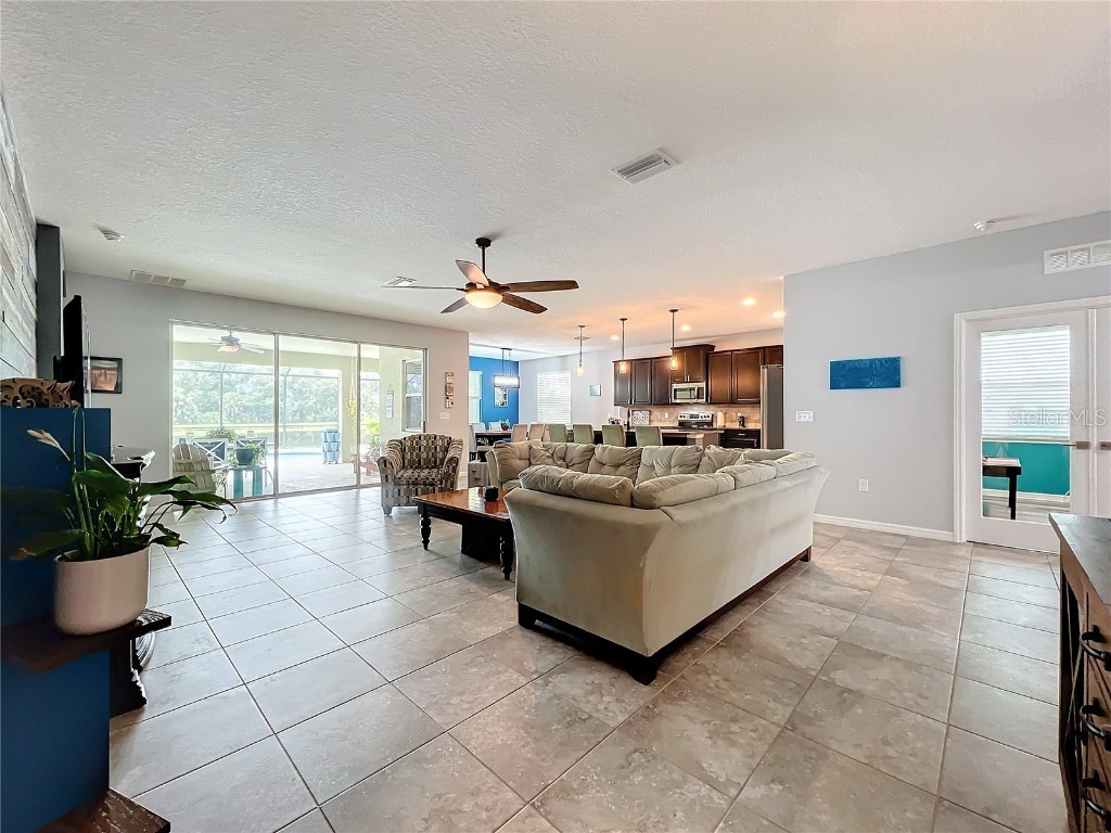 15204 Las Olas Place Bradenton FL 34212 A4618170 image10