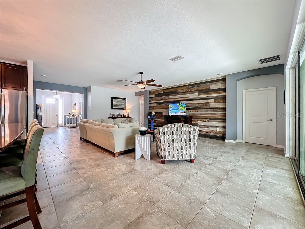 15204 Las Olas Place Bradenton FL 34212 A4618170 image8