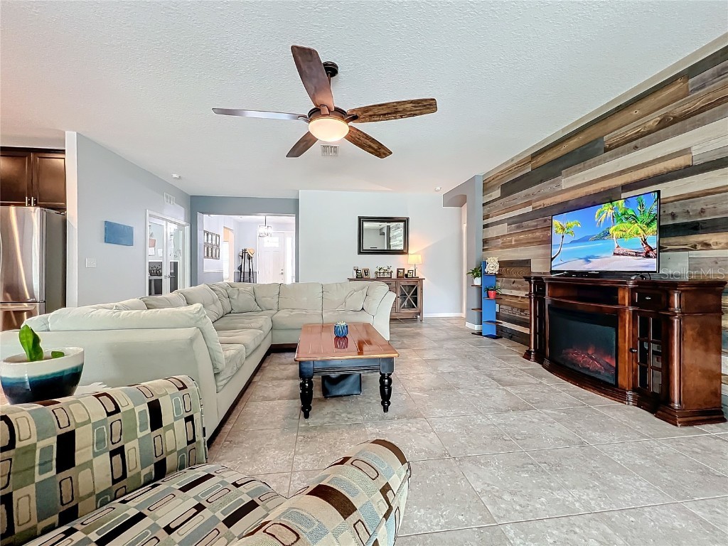 15204 Las Olas Place Bradenton FL 34212 A4618170 image9