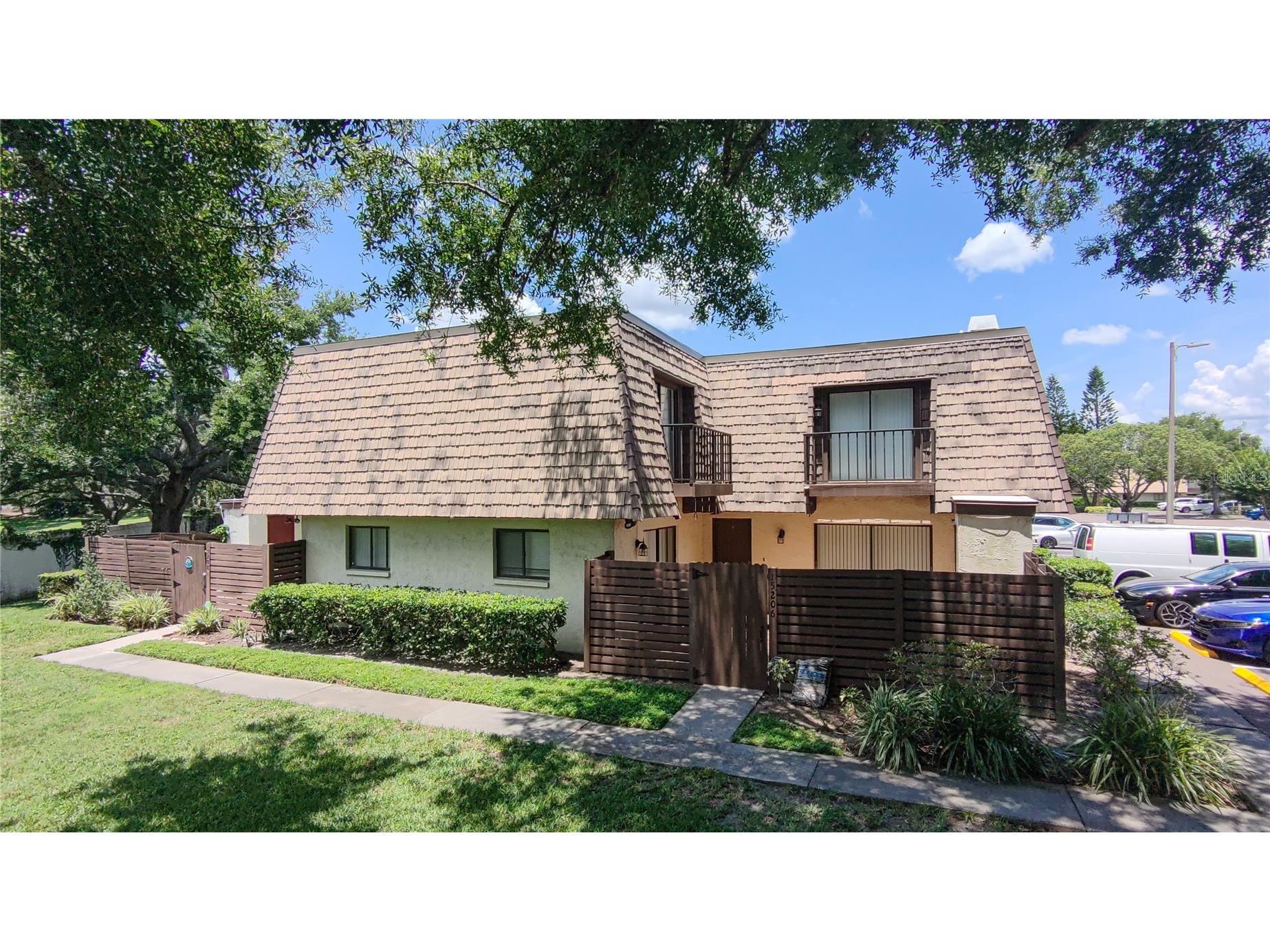15206 W Pond Woods Drive Tampa FL 33618 TB8511899 image1