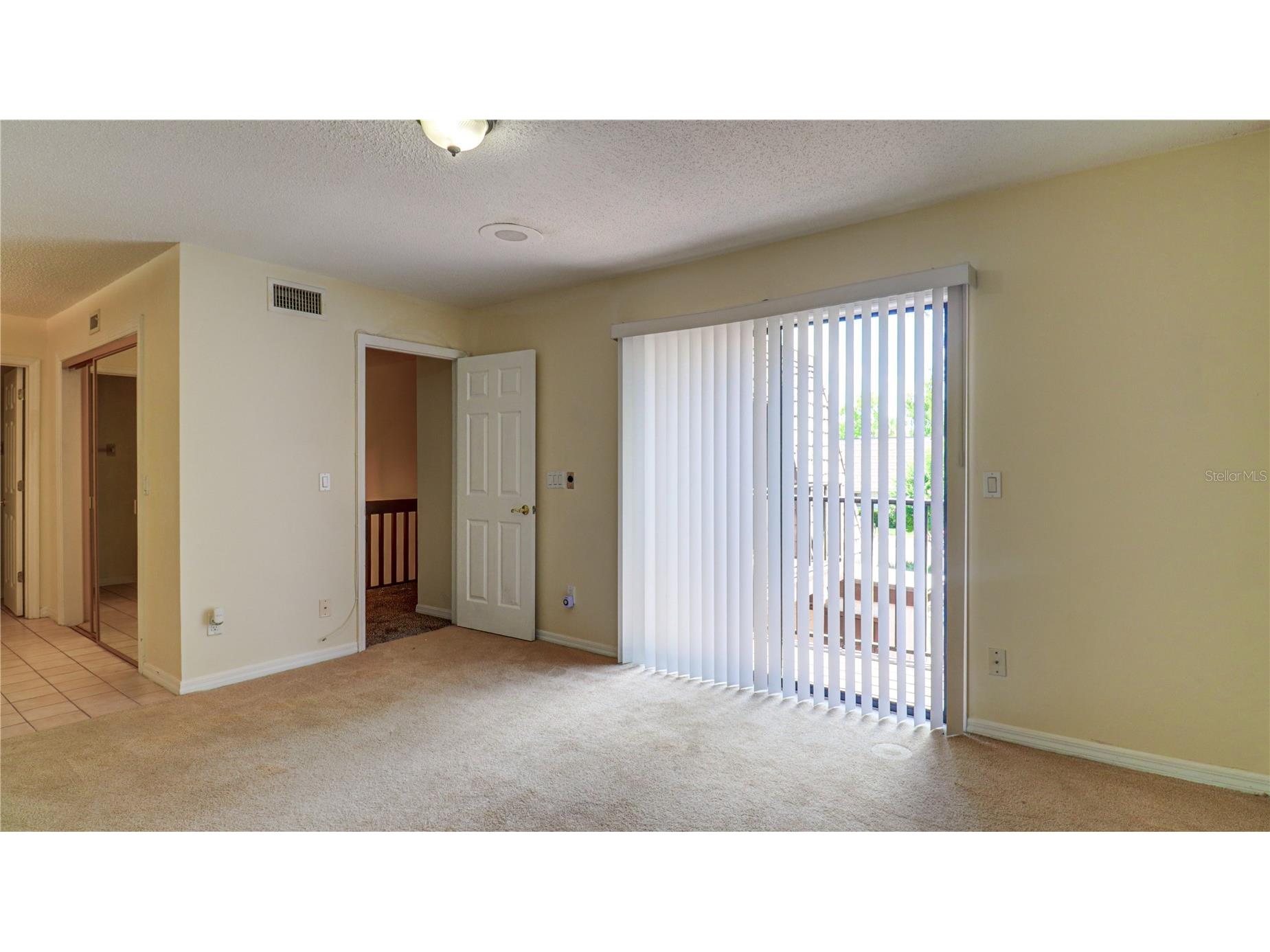 15206 W Pond Woods Drive Tampa FL 33618 TB8511899 image32