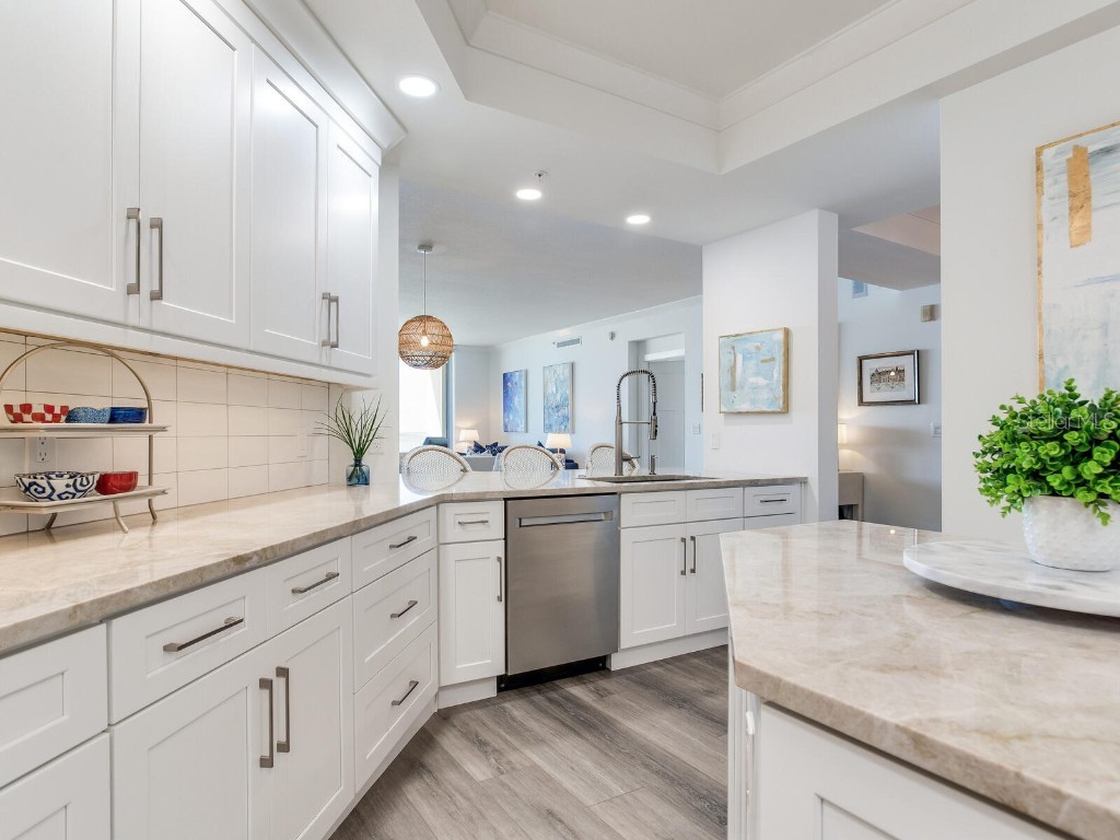 15208 Gulf Boulevard #408 Madeira Beach FL 33708 - GULF TB8446289 image20