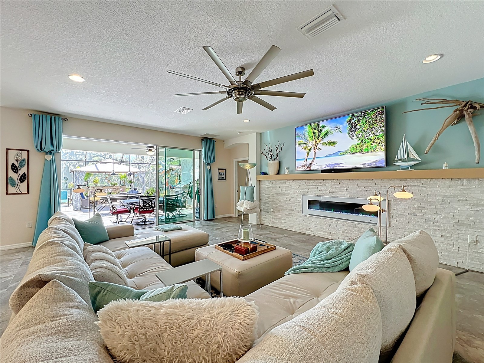 15208 Las Olas Place Bradenton FL 34212 A4697697 image8