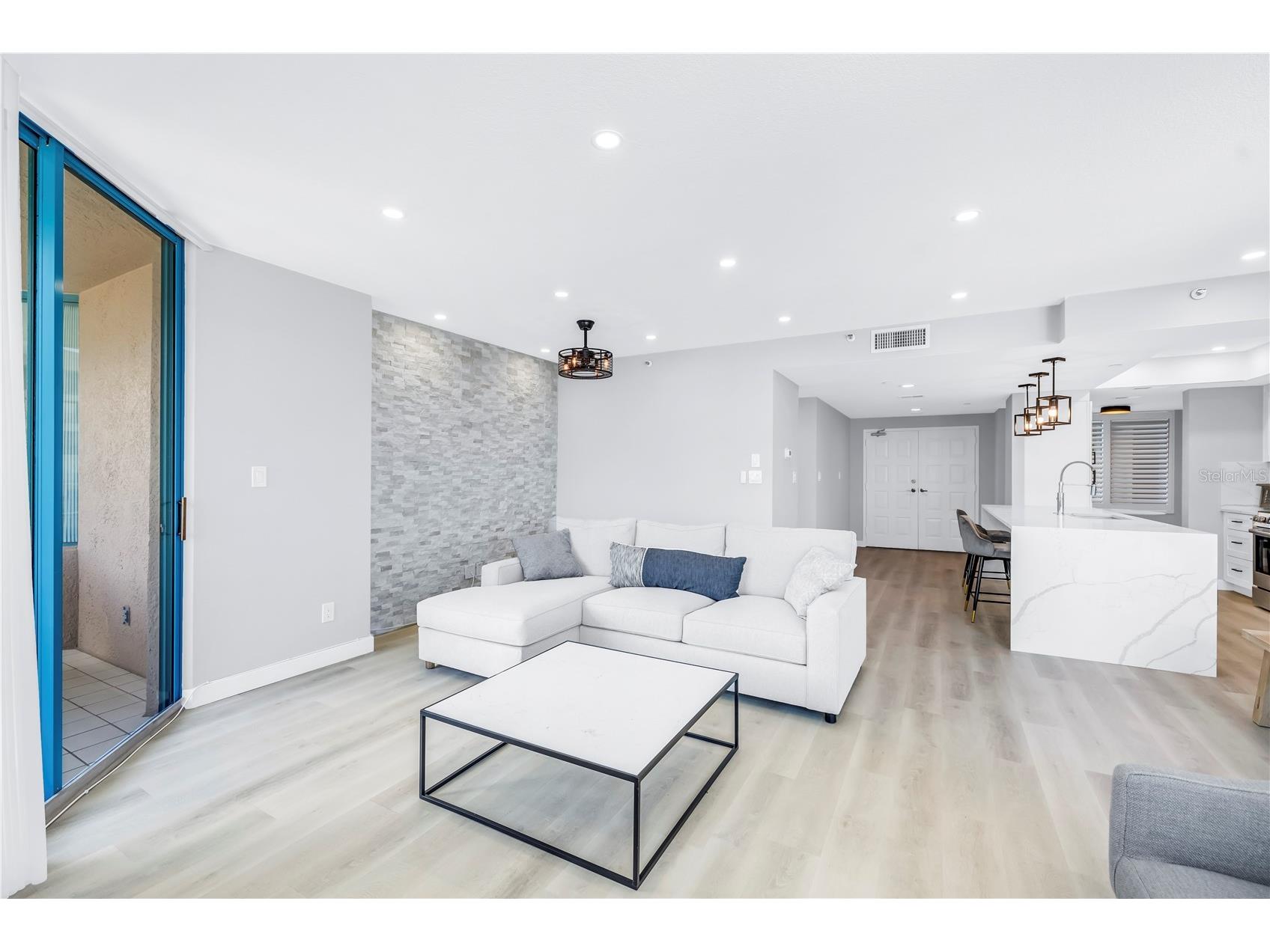 1520R Gulf Boulevard #906 Clearwater Beach FL 33767 TB8505041 image17