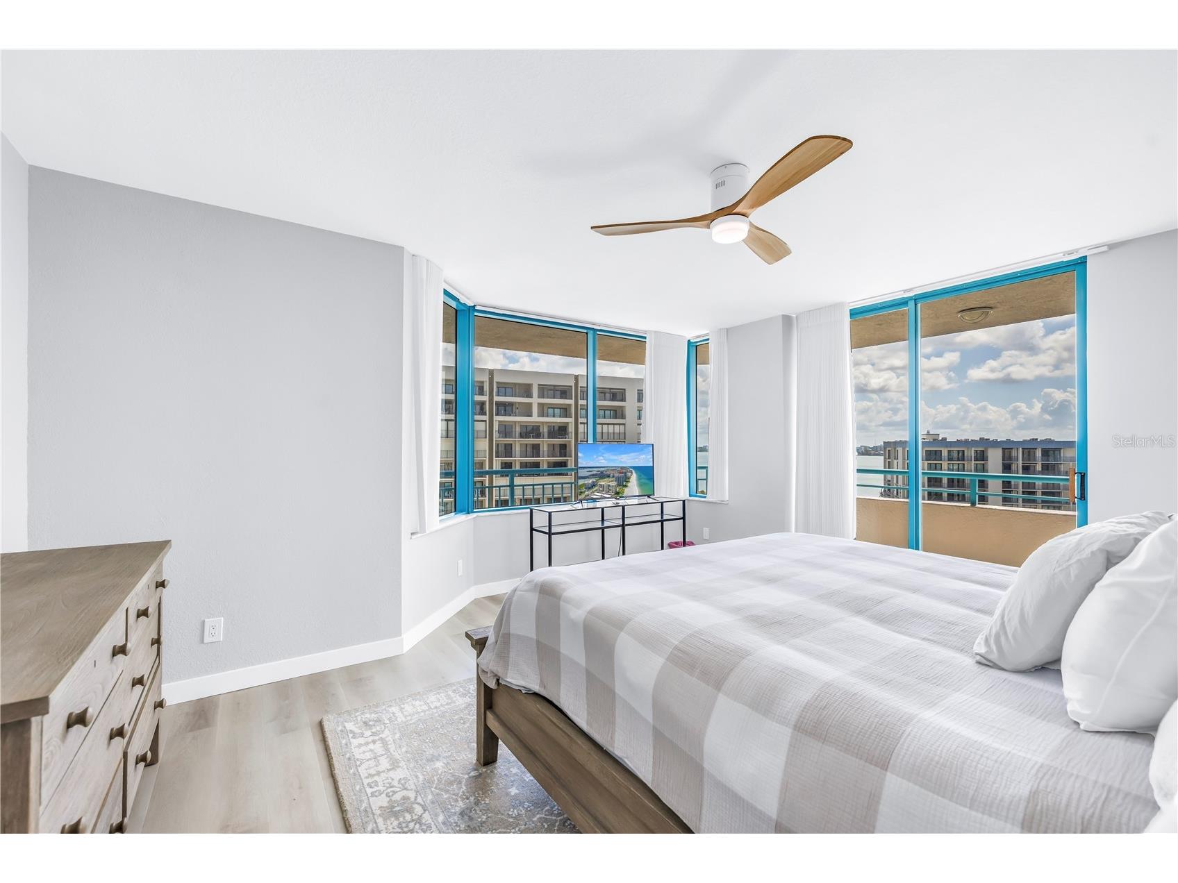 1520R Gulf Boulevard #906 Clearwater Beach FL 33767 TB8505041 image31