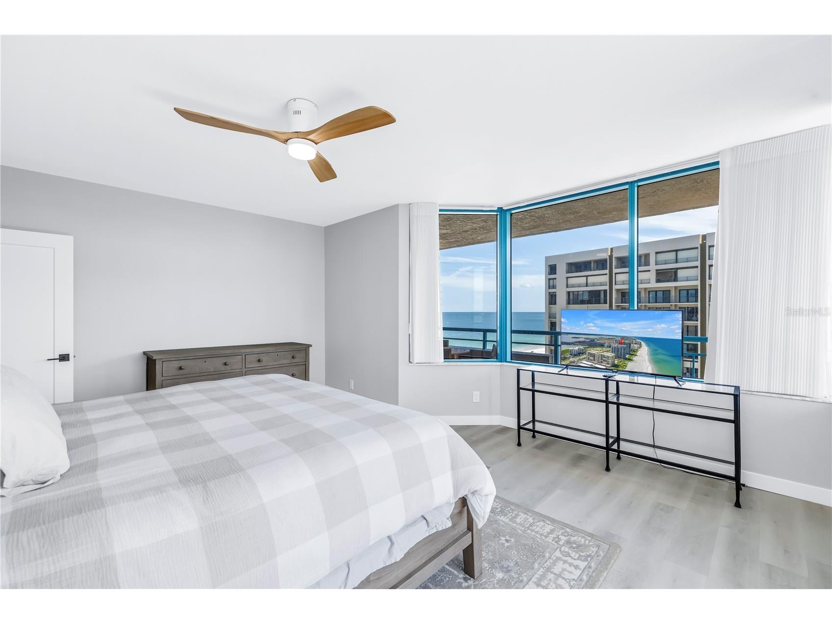 1520R Gulf Boulevard #906 Clearwater Beach FL 33767 TB8505041 image34