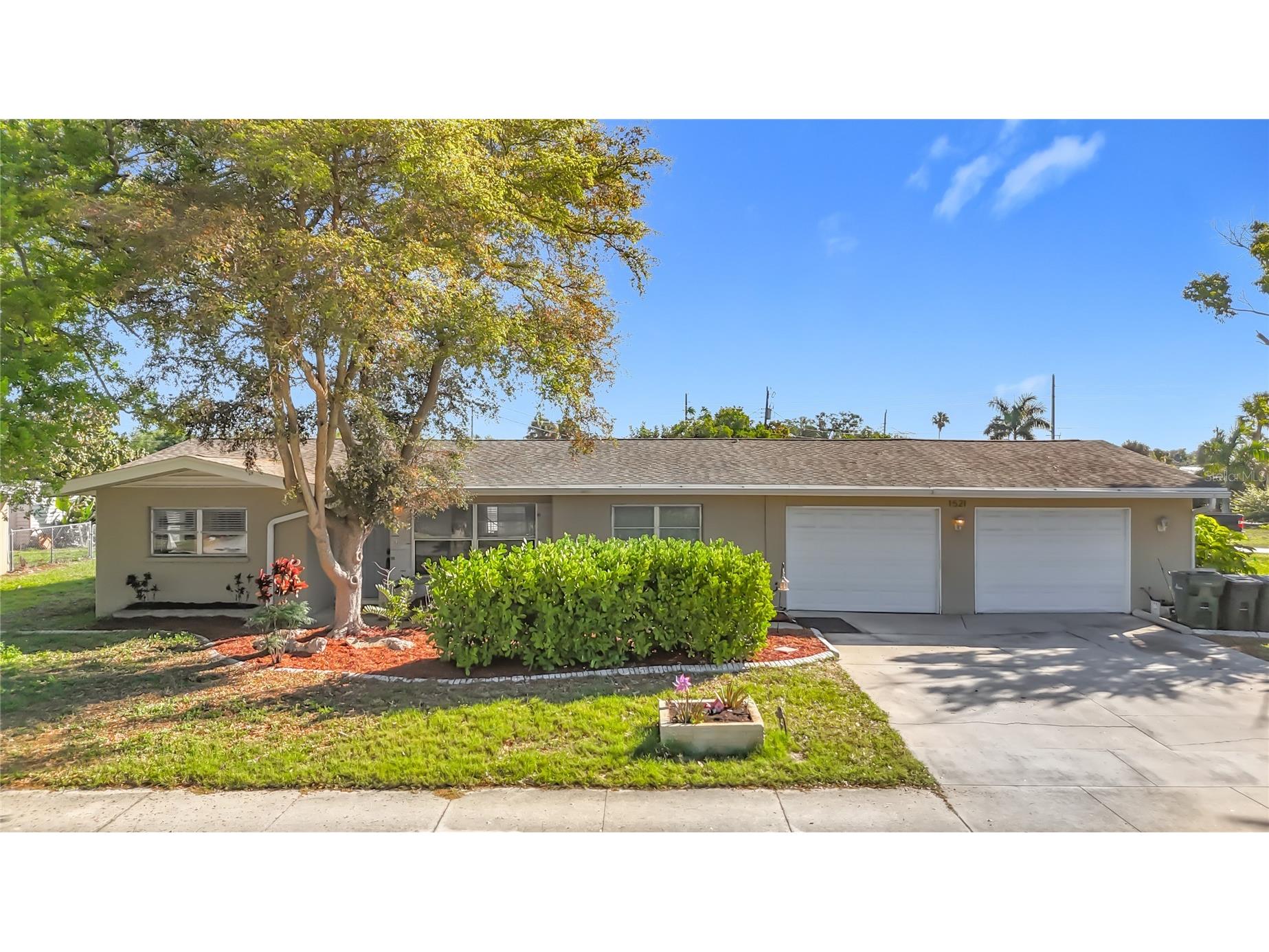 1521 Banyan Dr. Venice FL 34293 A4687086 image1