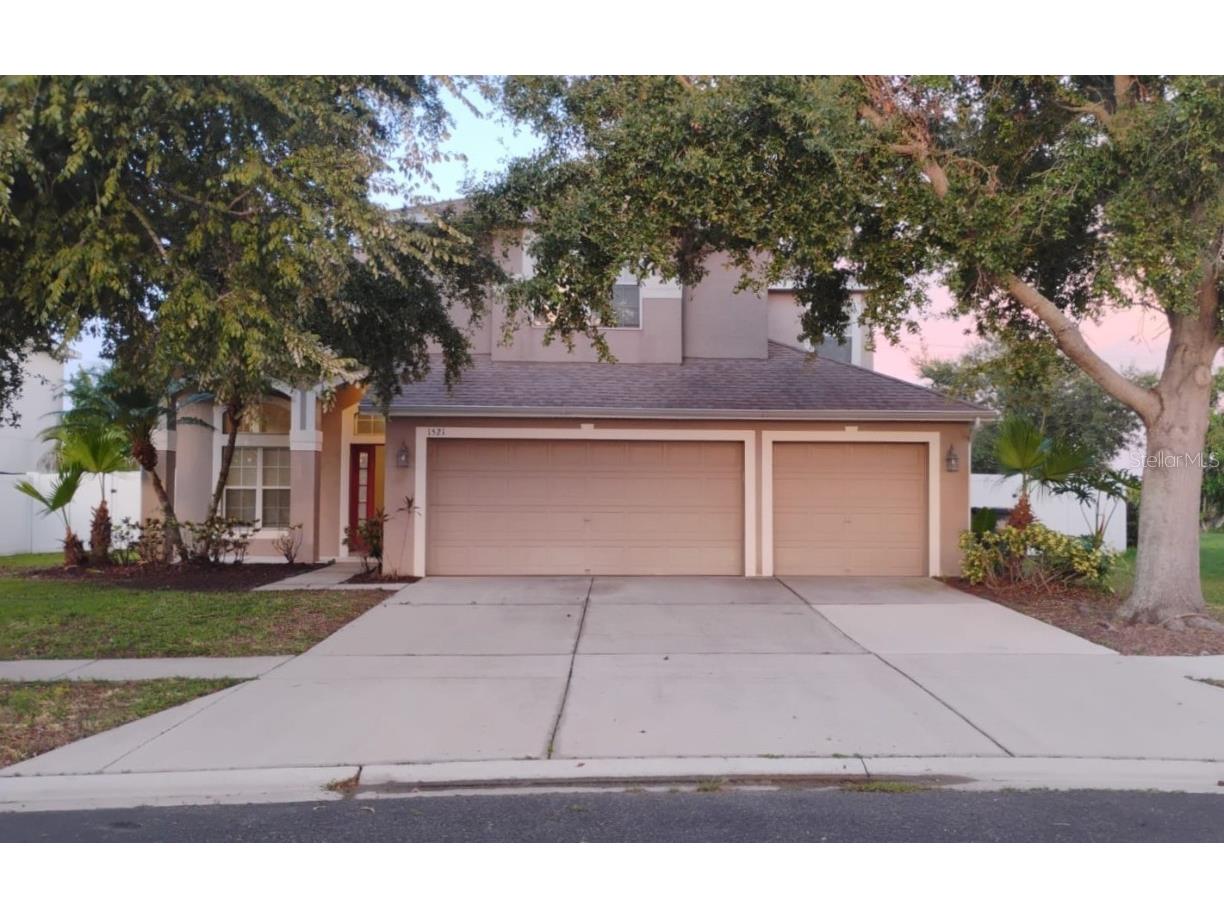 1521 Bonita Bluff Court Ruskin FL 33570 TB8410596 image1