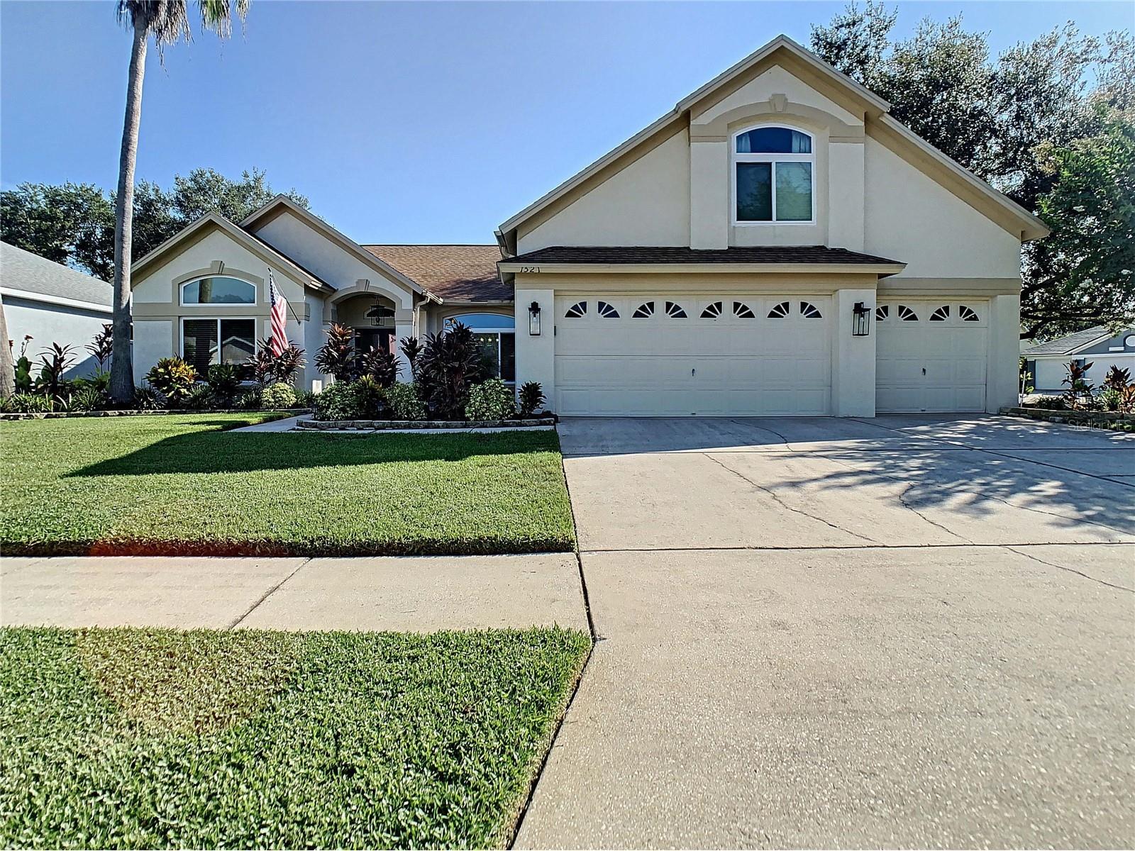 1521 Crooked Stick Drive Valrico FL 33596 TB8511989 image1