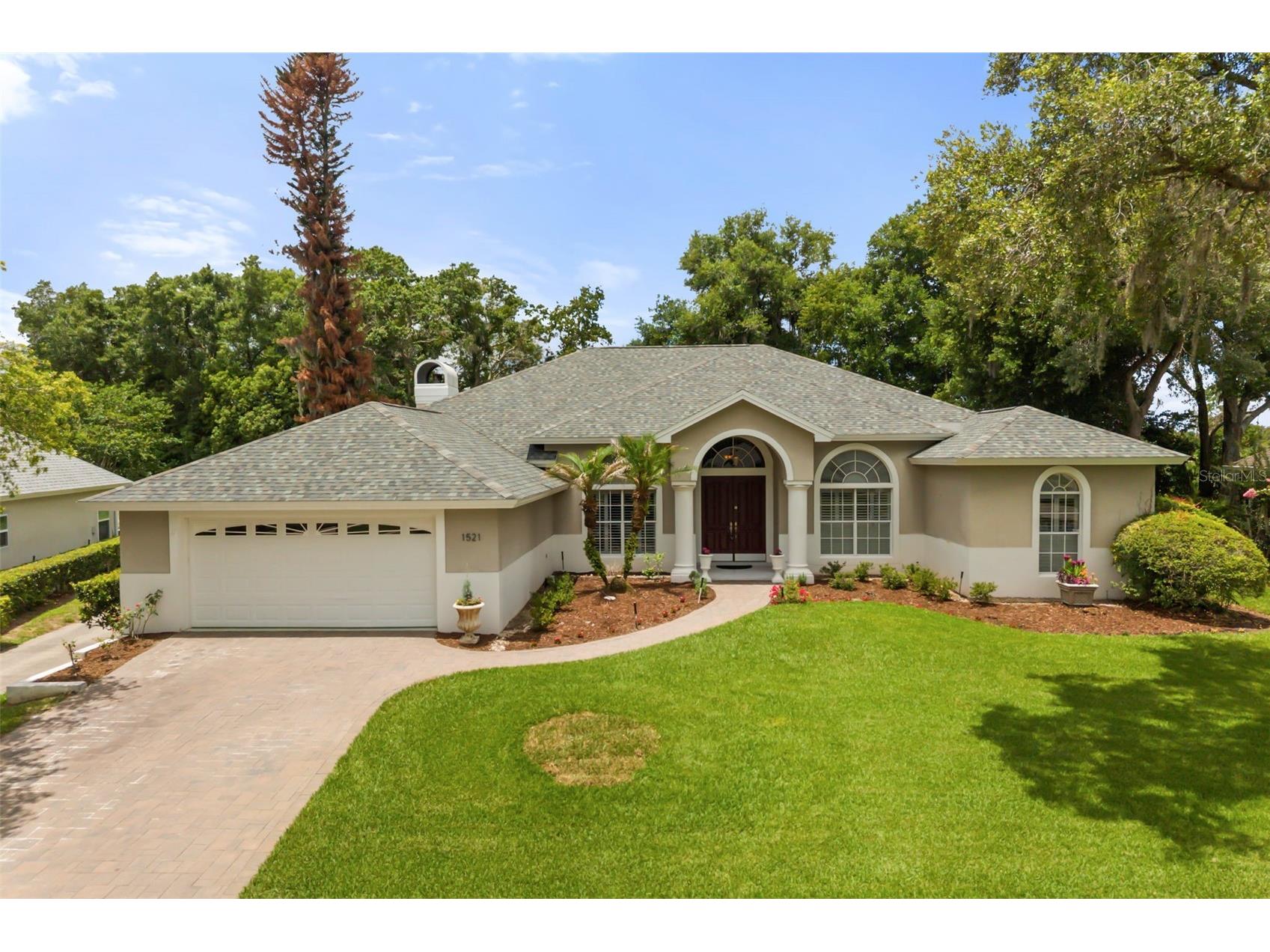 1521 Edgewater Drive Mount Dora FL 32757 O6414817 image1