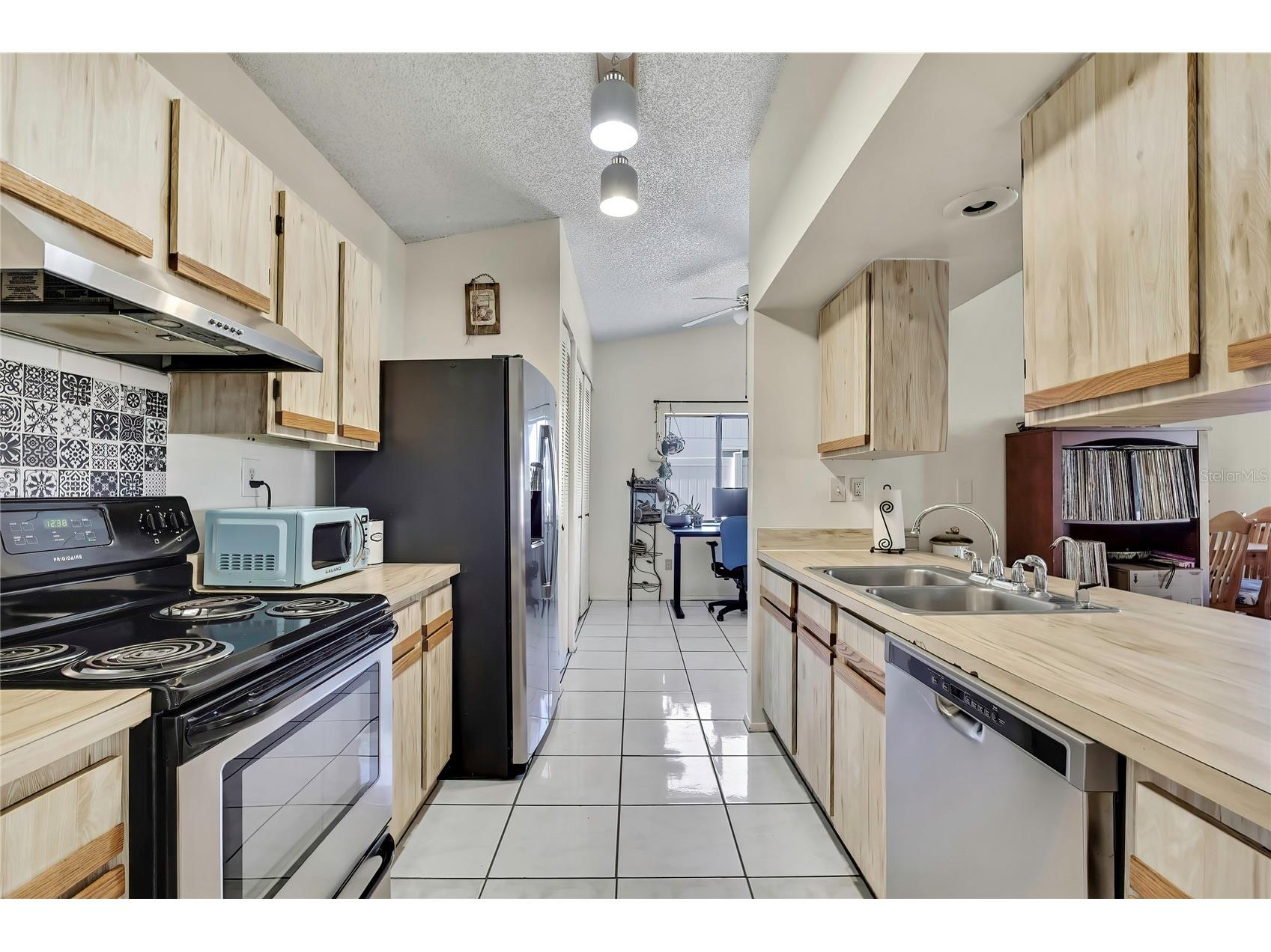 1521 Piney Branch Circle Valrico FL 33594 TB8469750 image13