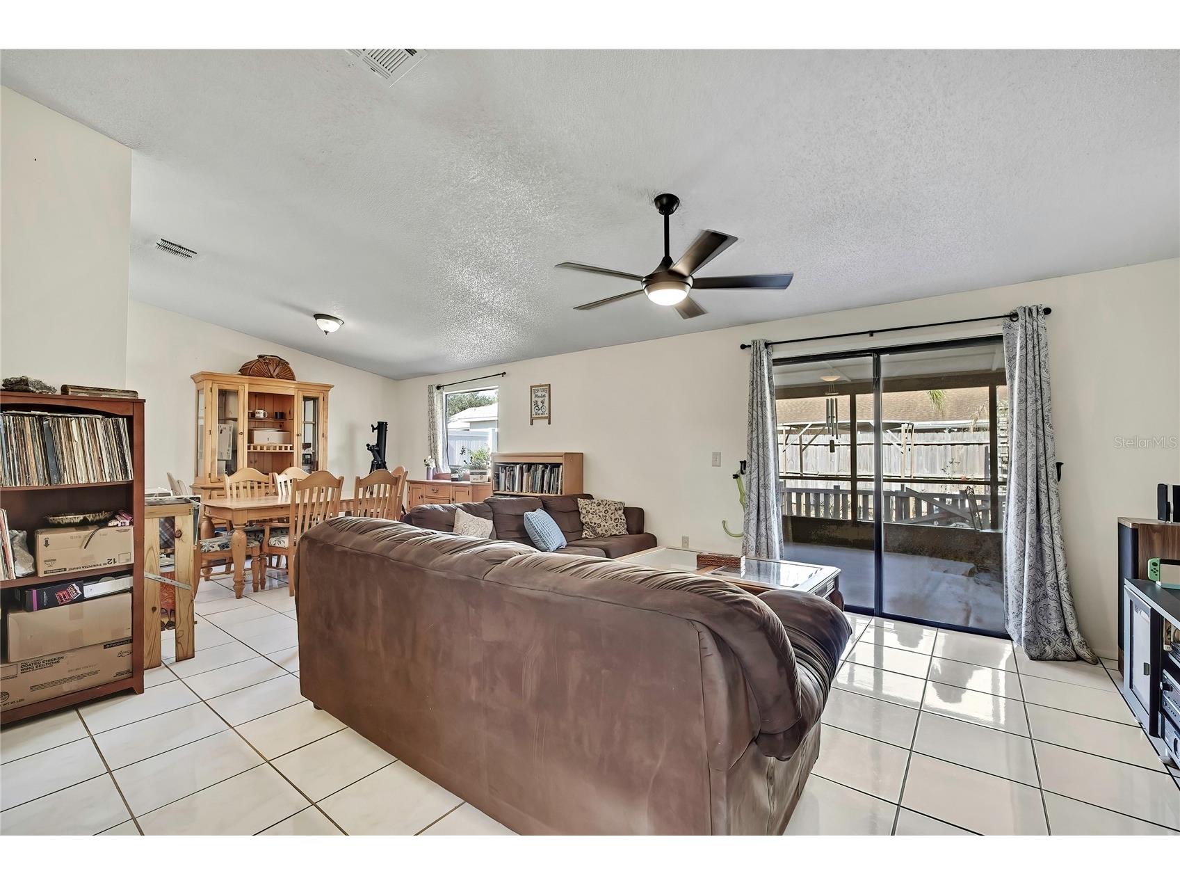 1521 Piney Branch Circle Valrico FL 33594 TB8469750 image3