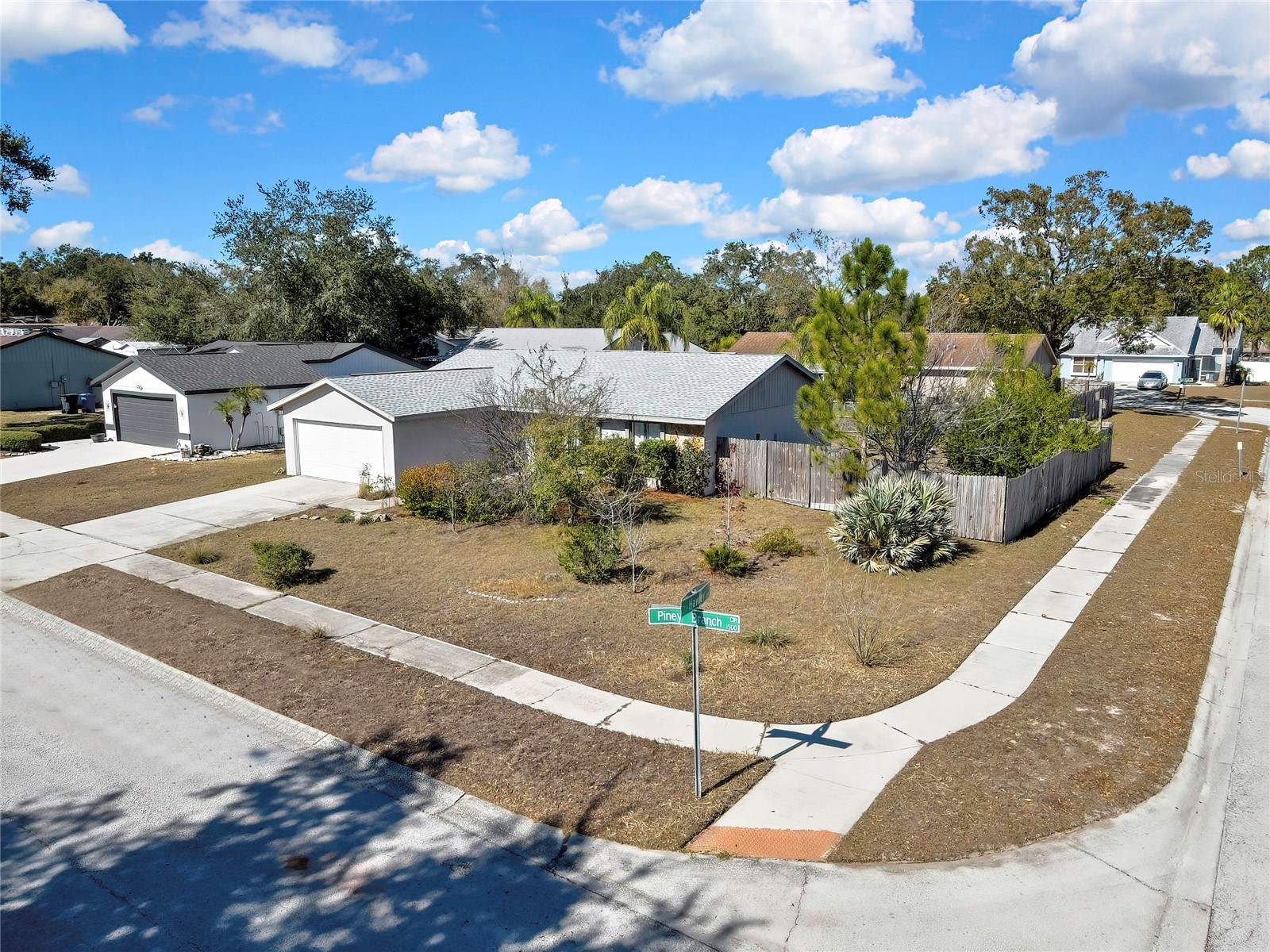 1521 Piney Branch Circle Valrico FL 33594 TB8469750 image36