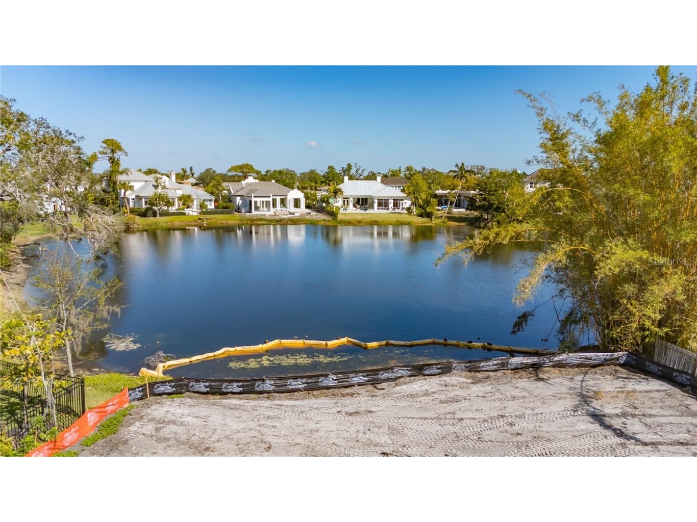 1521 S Lake Shore Drive Sarasota FL 34231 A4637673 image7